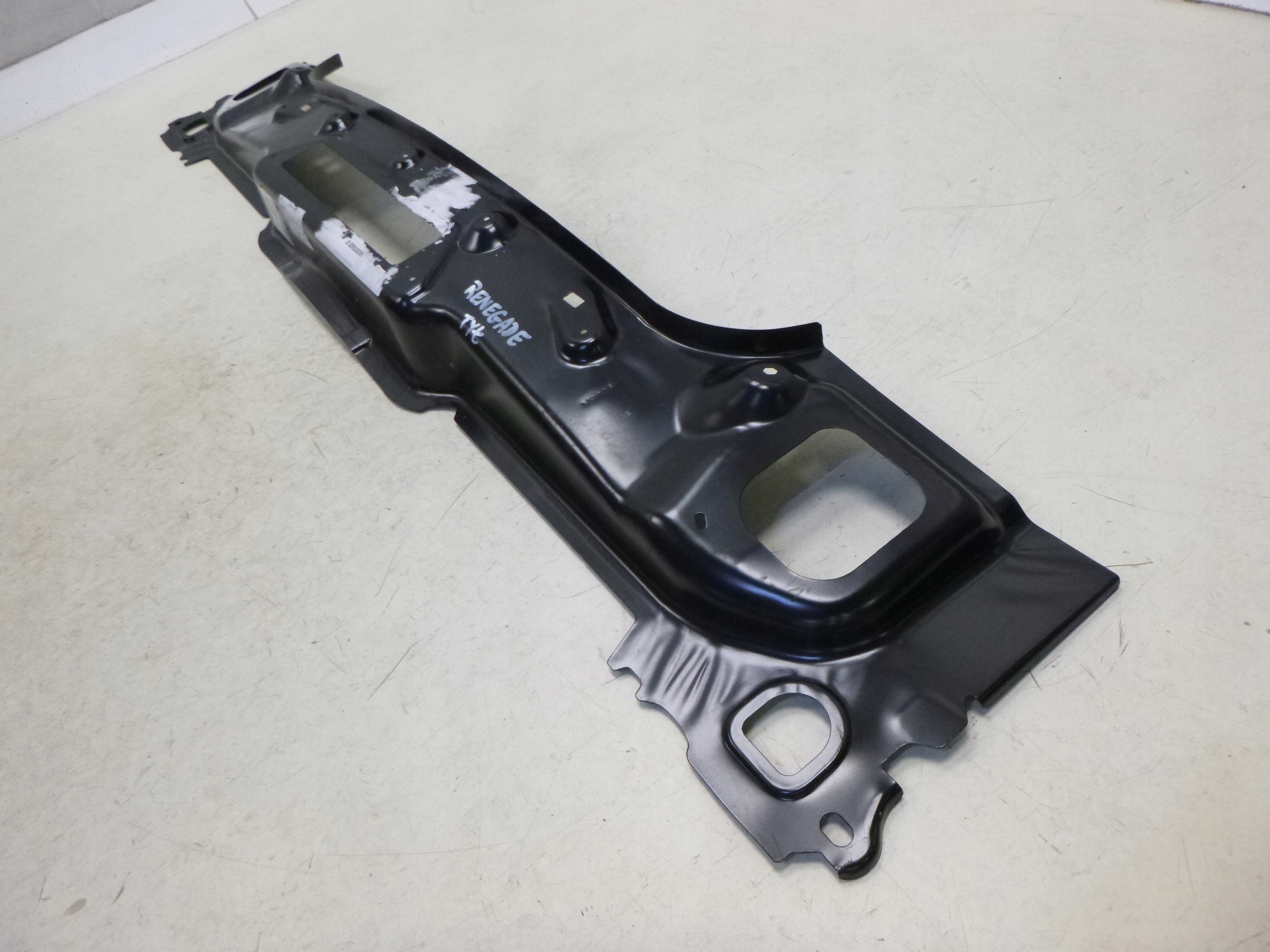 JEEP RENEGADE OD 2016 SCIANA PASA TYLNEGO TYL Part manufacturer Jeep OE