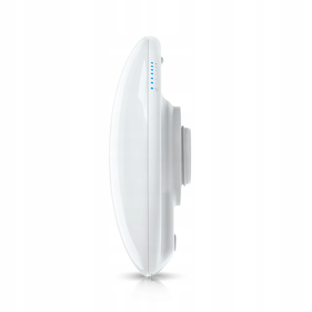 Ubiquiti UDB-Pro-EU Device Bridge Pro 5 GHz wireless bridge with PoE output that connects at 5+ km distances or seamlessly uplinks to UniFi WiFi, (2) GbE ports with (1) PoE output for PoE devices — 8