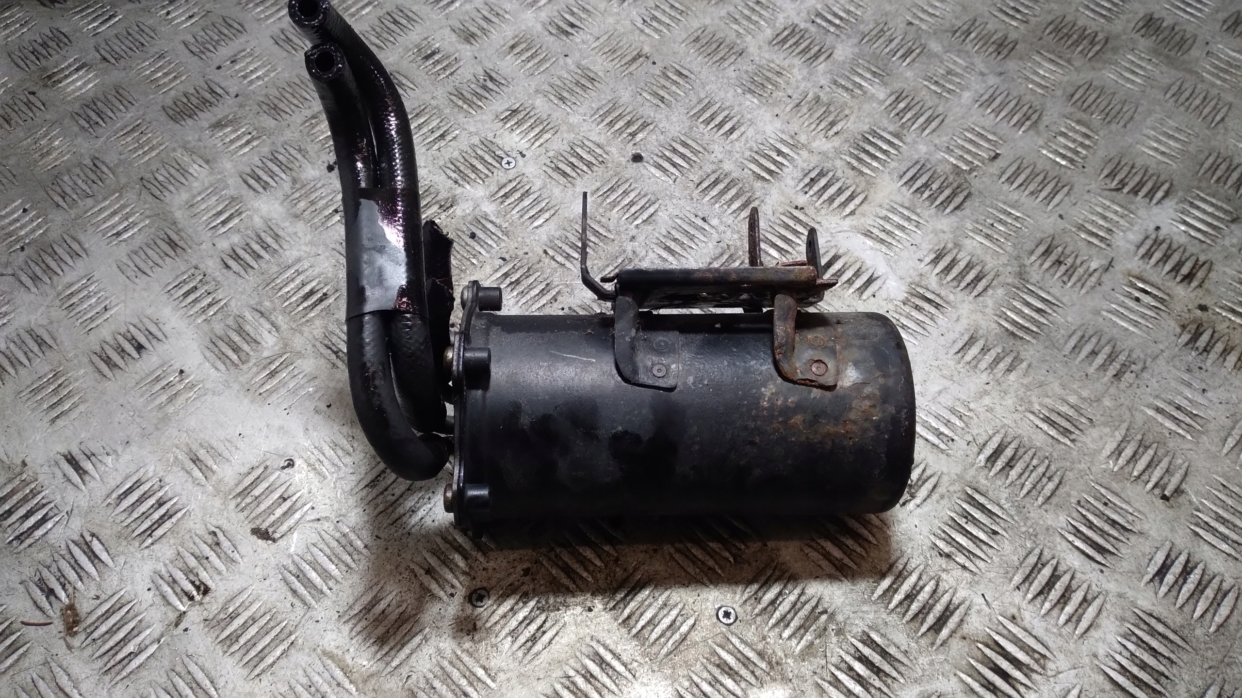 Gehäuse filter des Kraftstoffsbehälters VOLKSWAGEN GOLF 5 PLUS 1K0127400E