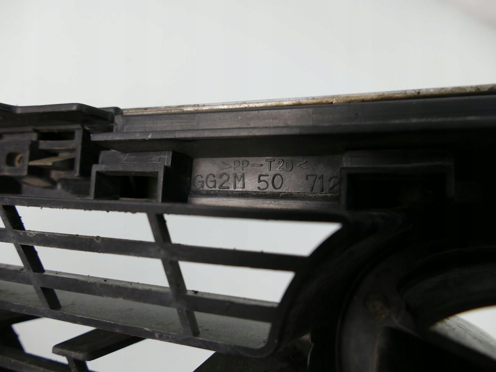 MAZDA 626 GF LIFT grill grille radiator