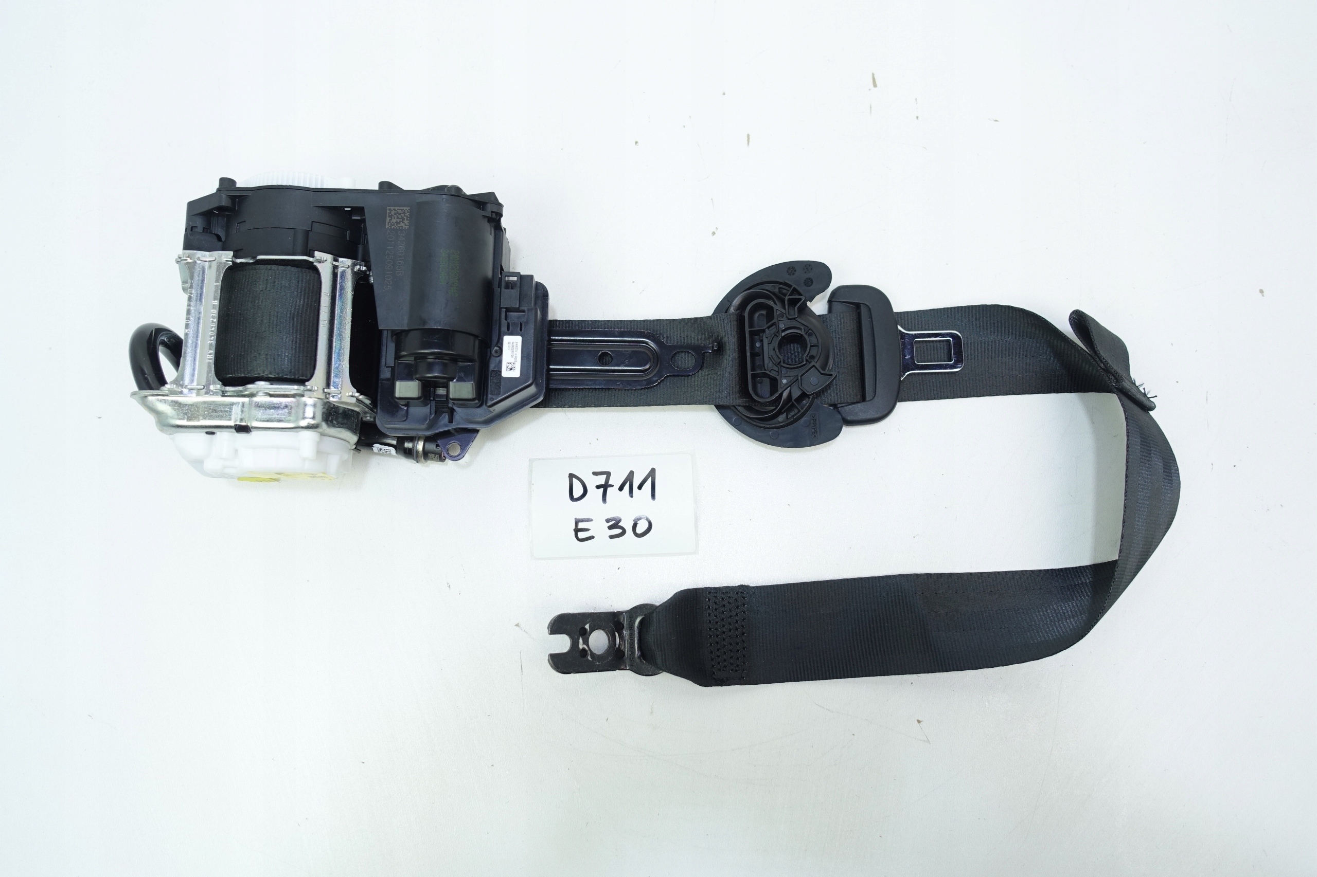 tension belt safety left front AUDI A3 8Y 20