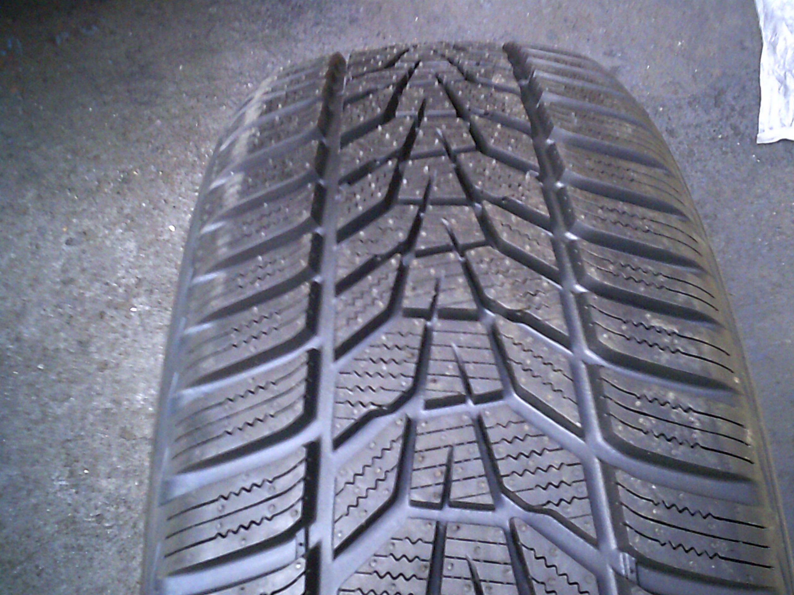 Hankook Winter I'Cept Evo3 W330 225/60R17 Nová 2024