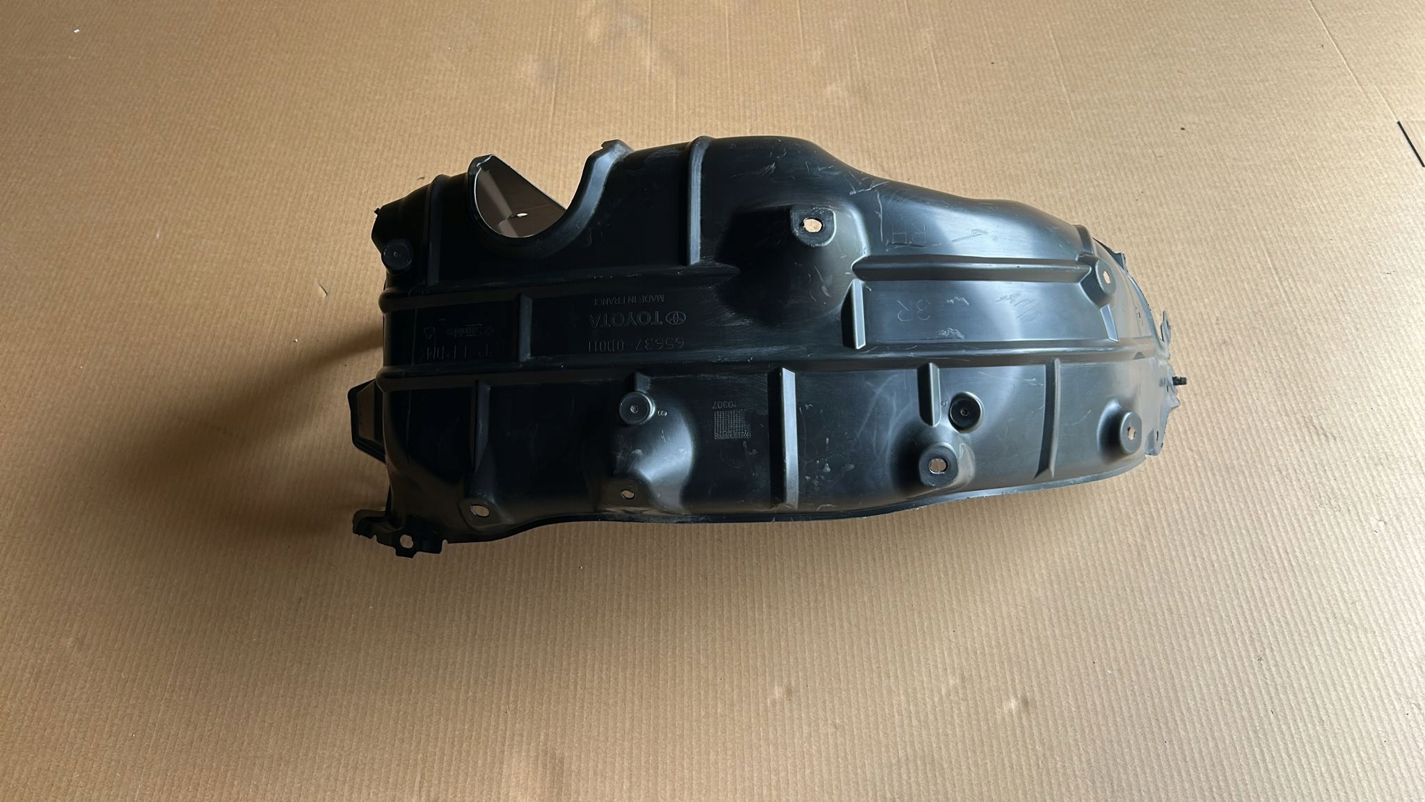 mudguard right right rear part rear. TOYOTA YARIS CROSS 21