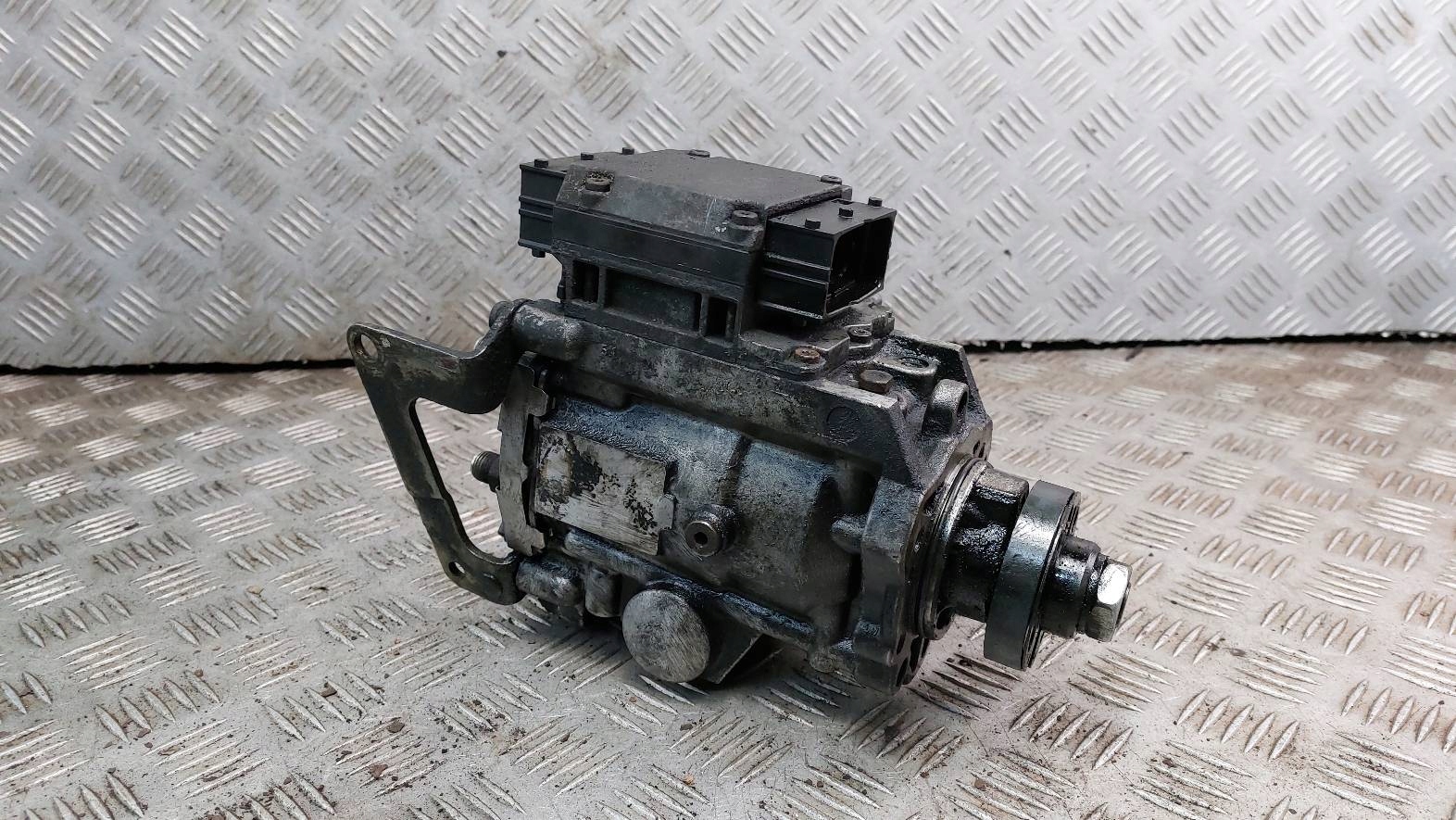 ТОПЛИВНЫЙ НАСОС OPEL SIGNUM И 2.2 DTI 0470504214