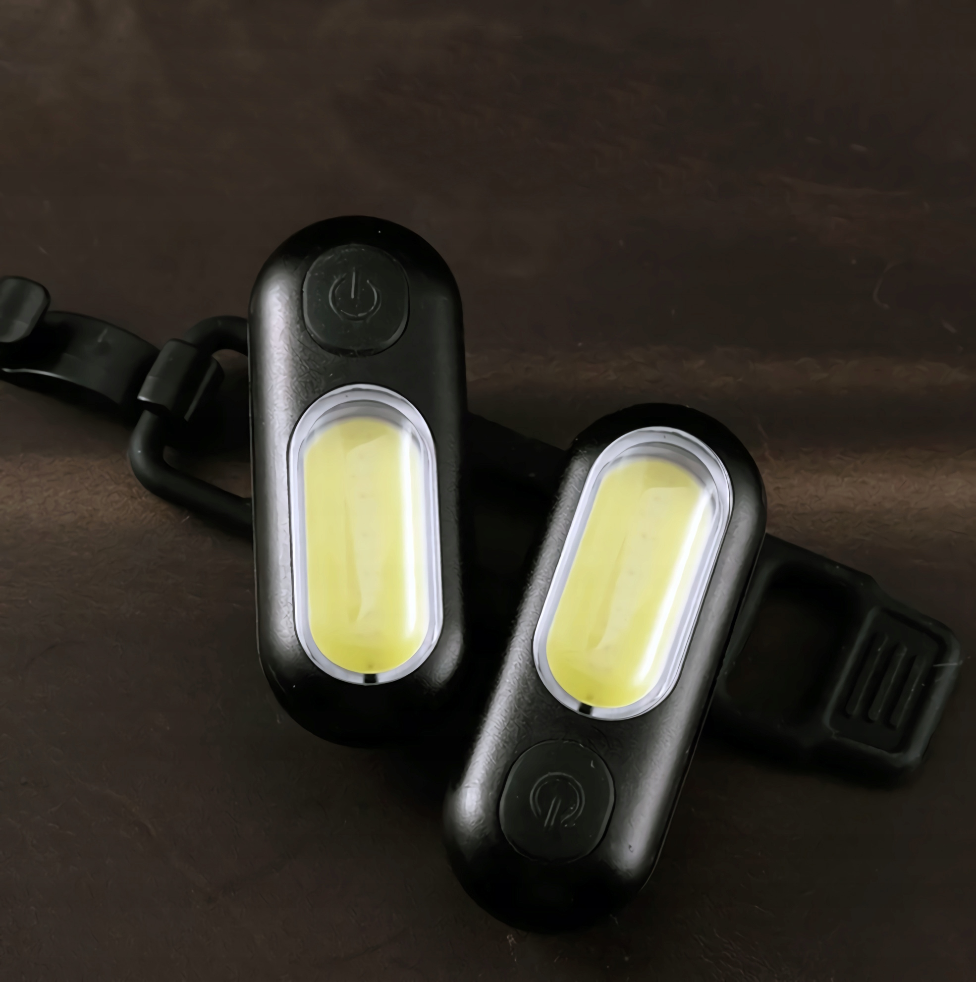 LAMPKA ROWEROWA PRZEDNIA TYLNA LED USB WODOODPORNA Stan opakowania oryginalne
