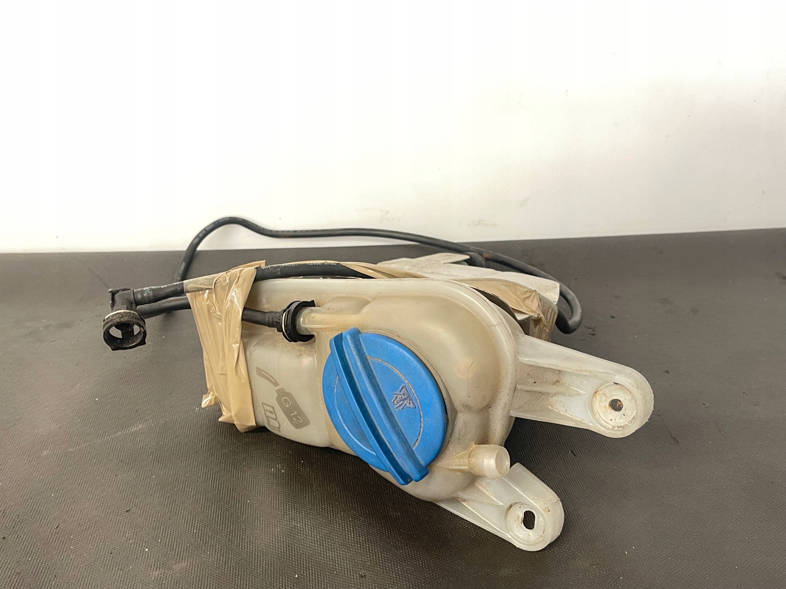 AUDI A5 S5 8T Réservoir eau 8K0121405F