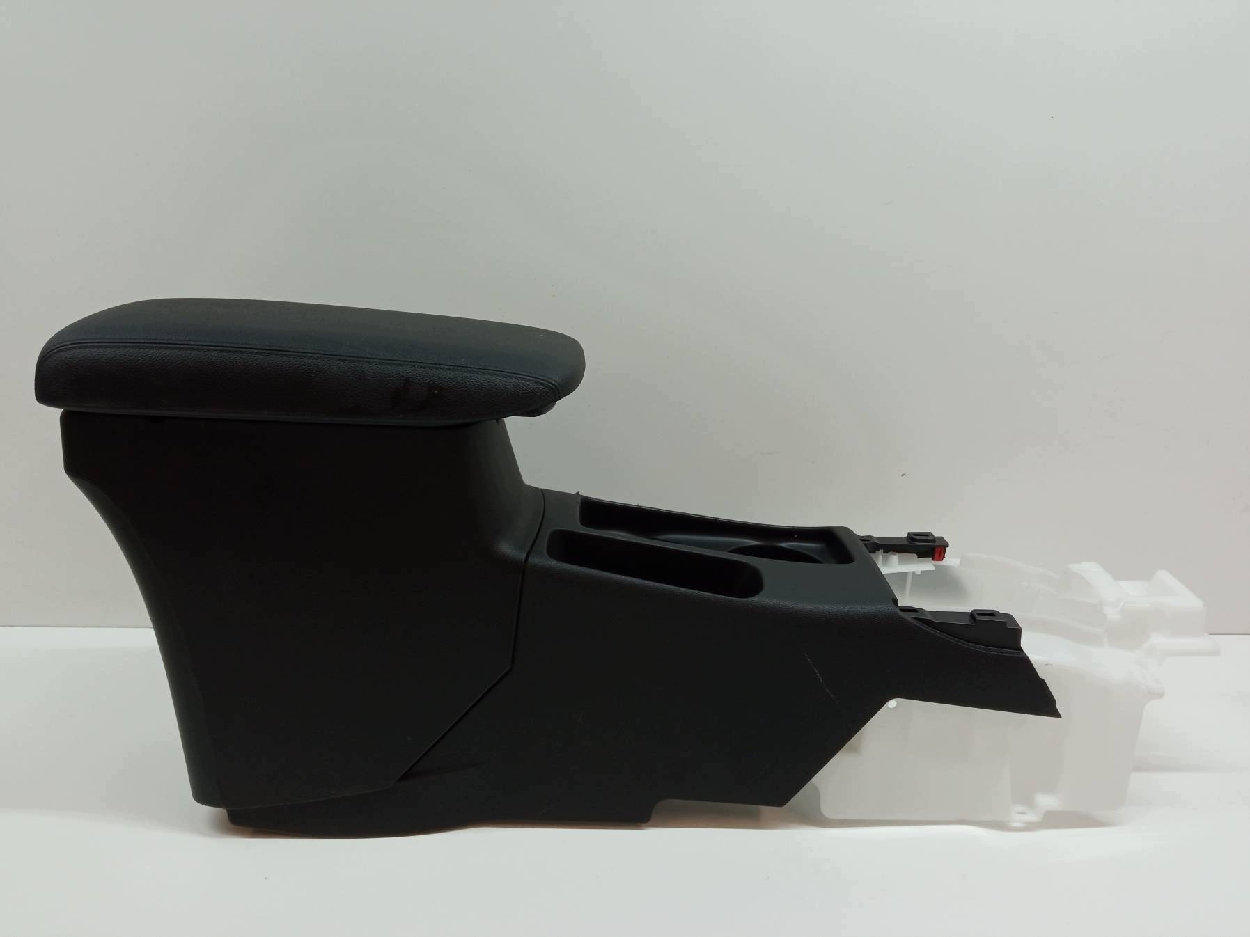 TUNEL central armrest leather Mitsubishi ASX and (2010- )