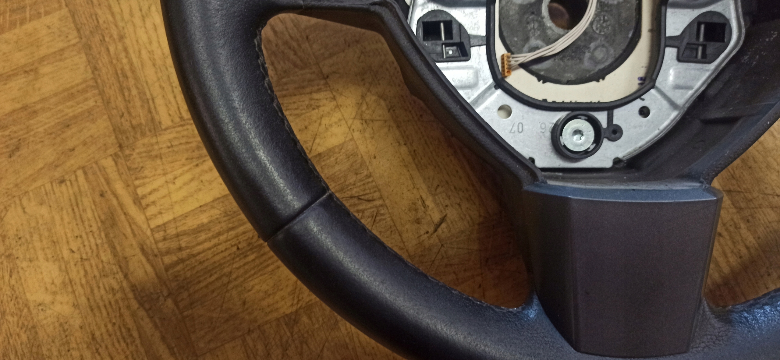lenkrad OPEL MULTIFUNKCJA Leder 13229626