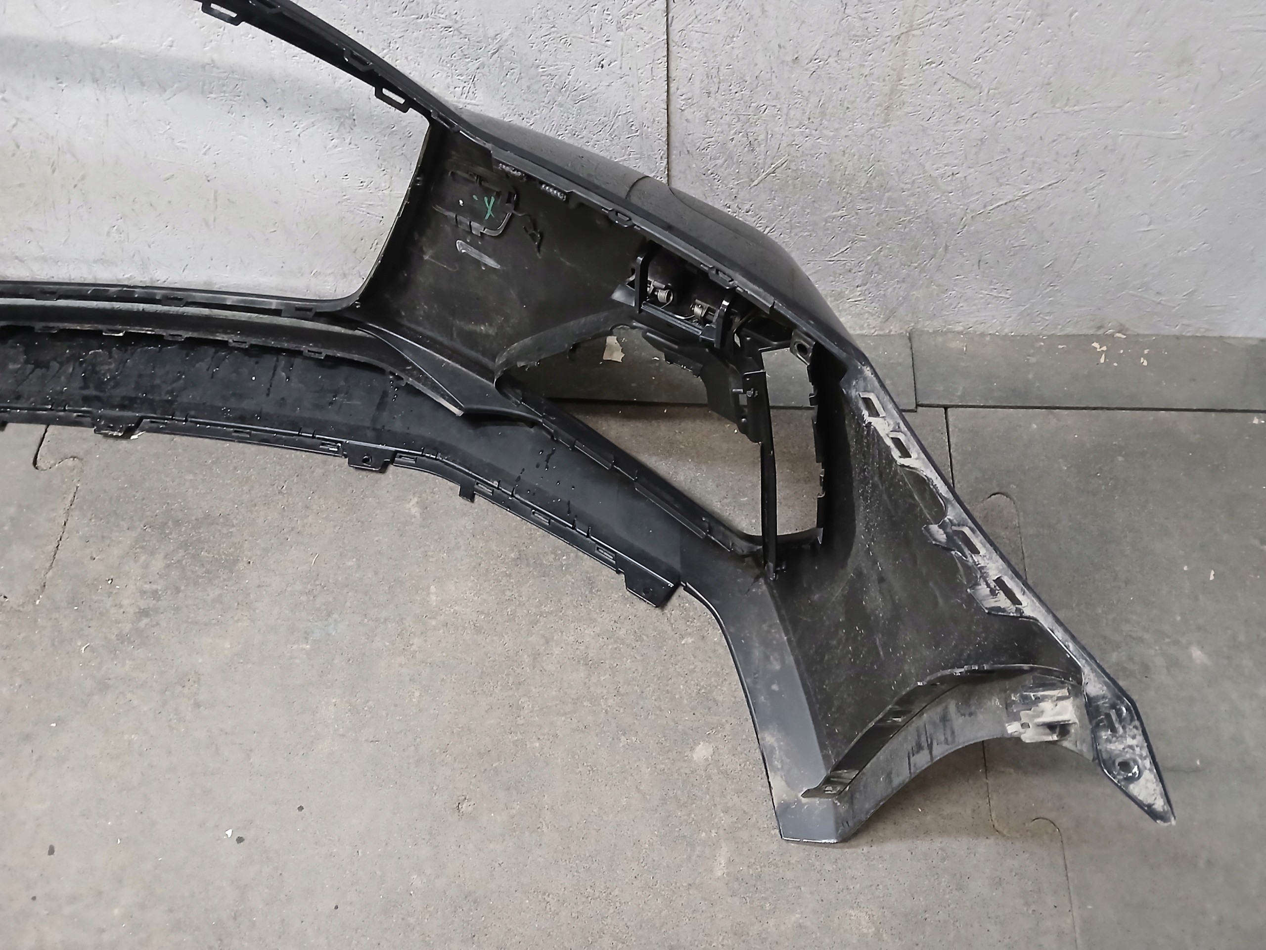 nárazník předek AUDI RS6 C8 4K8 RS7