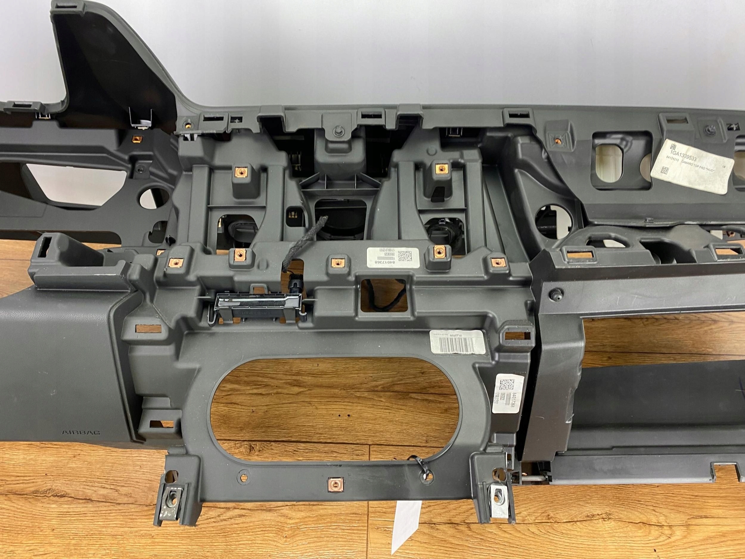 dashboard instrument panel cockpit Chevrolet Camaro SS 2016+