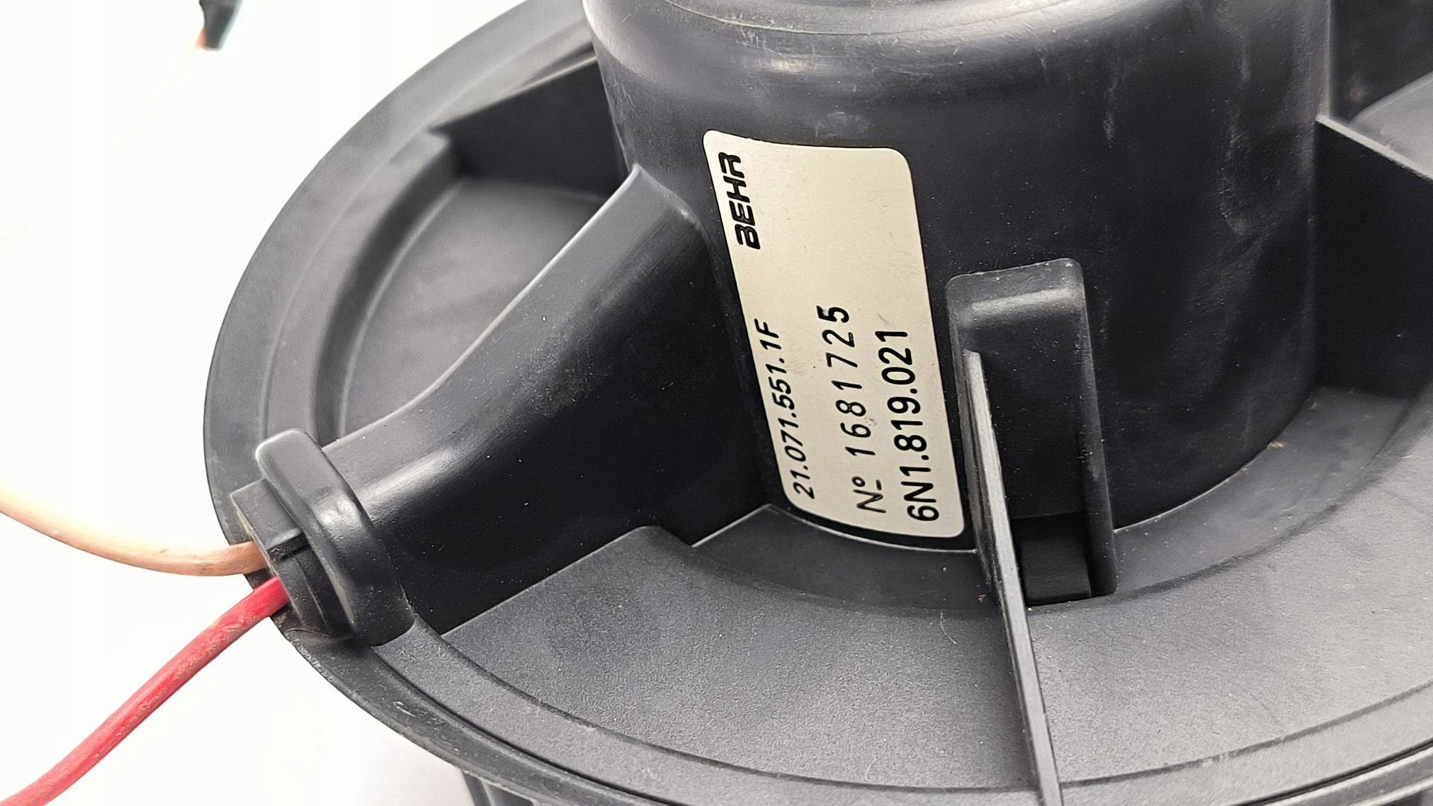 grijanje ventilator kabinski 6N1819021 VOLKSWAGEN CADDY II