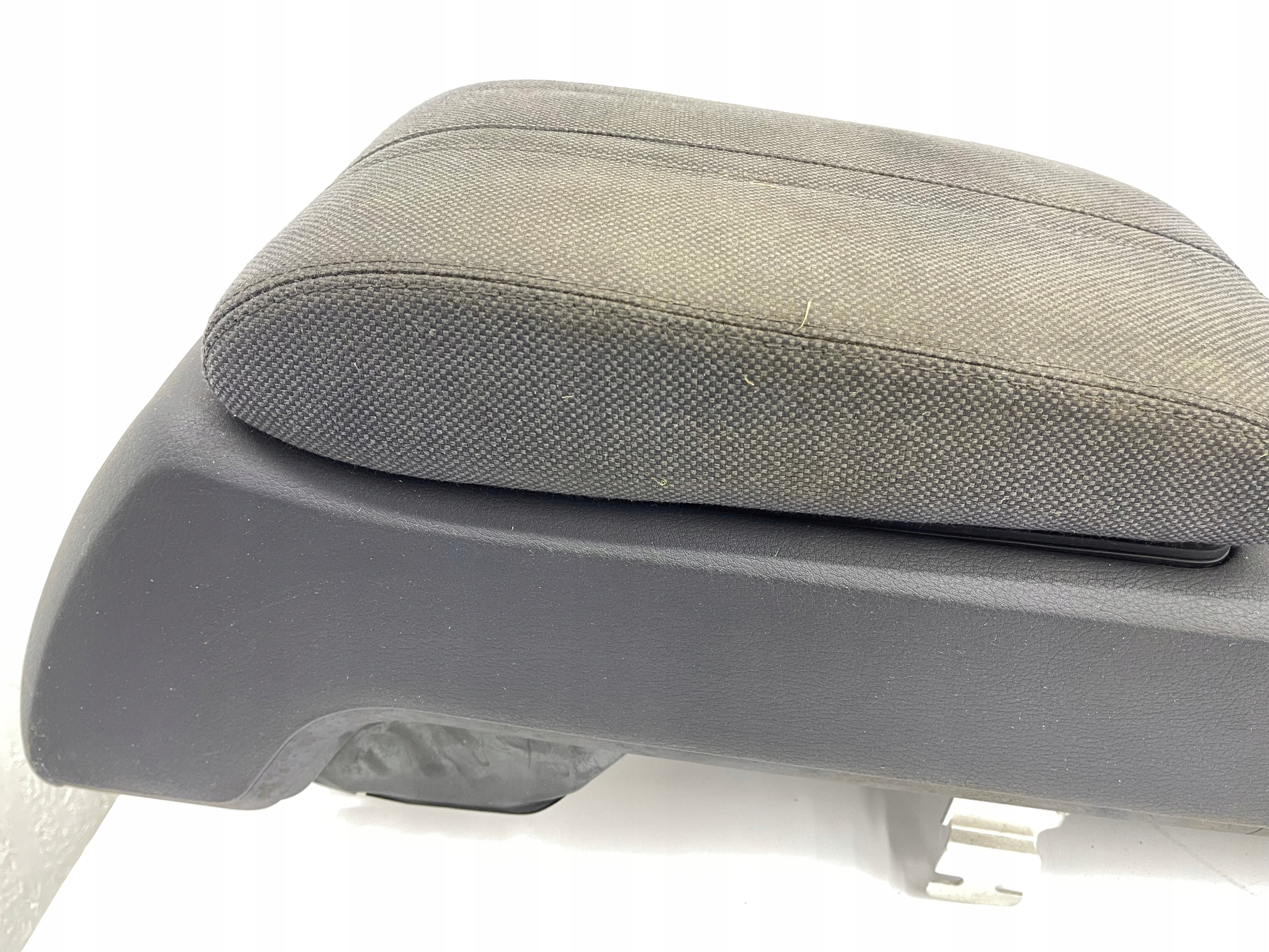 AUDI A8 D3 armrest tunnel central EUROPA