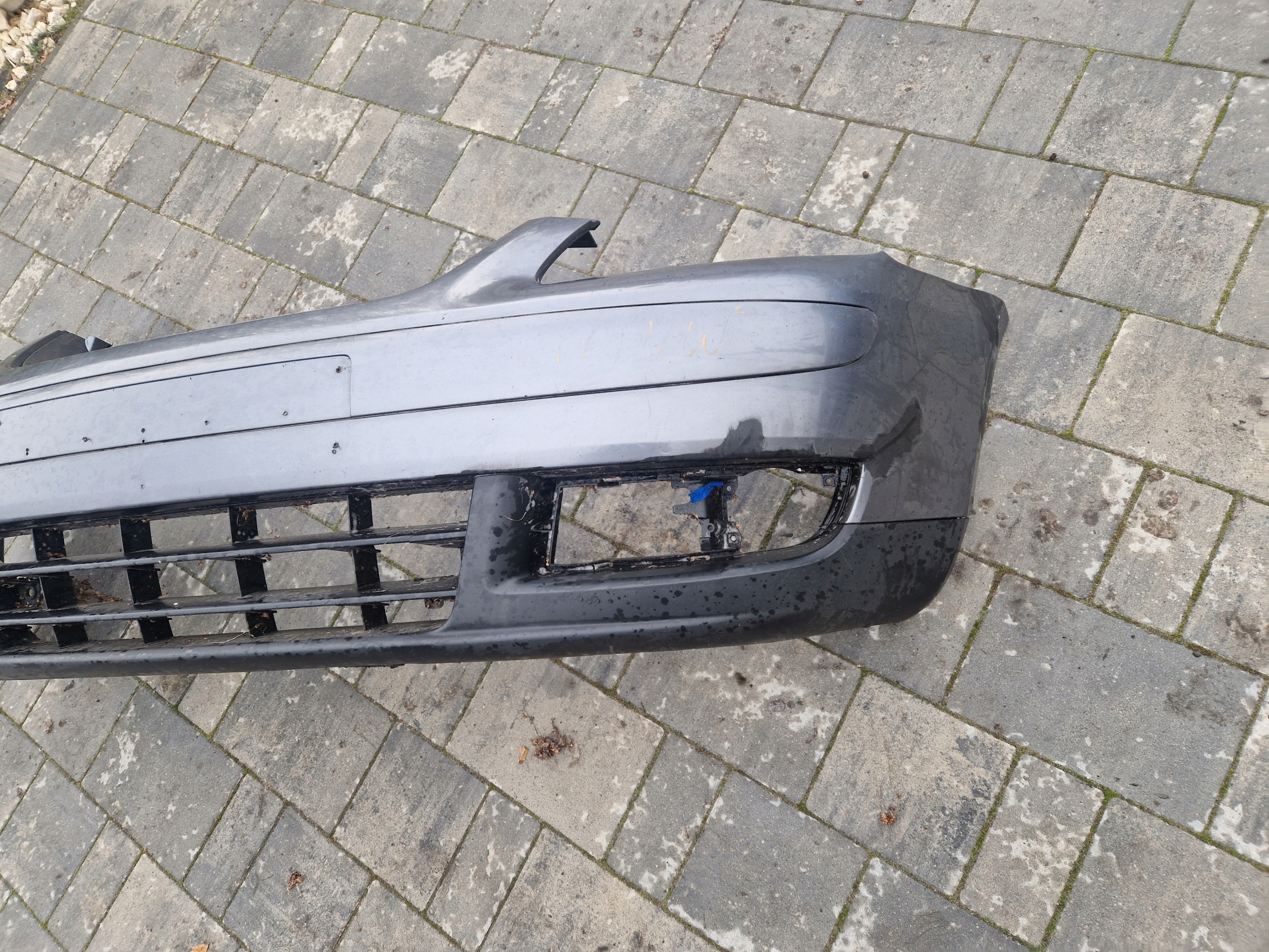 bumper front front VOLKSWAGEN VW TOURAN 1T0807221 1T0807217