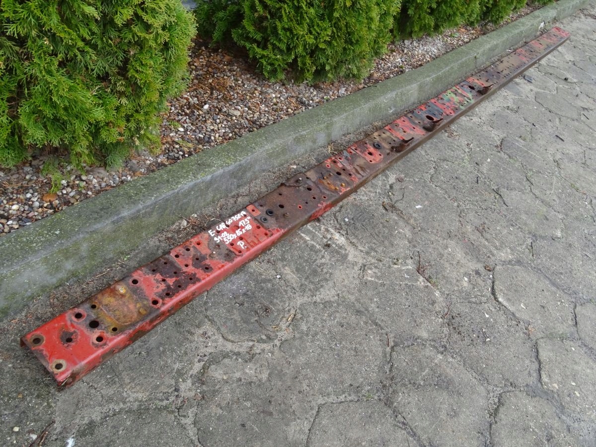 IVECO EUROCARGO 91 02 RAMA PRAWA BOK 17 5 550 128 Car type Trucks