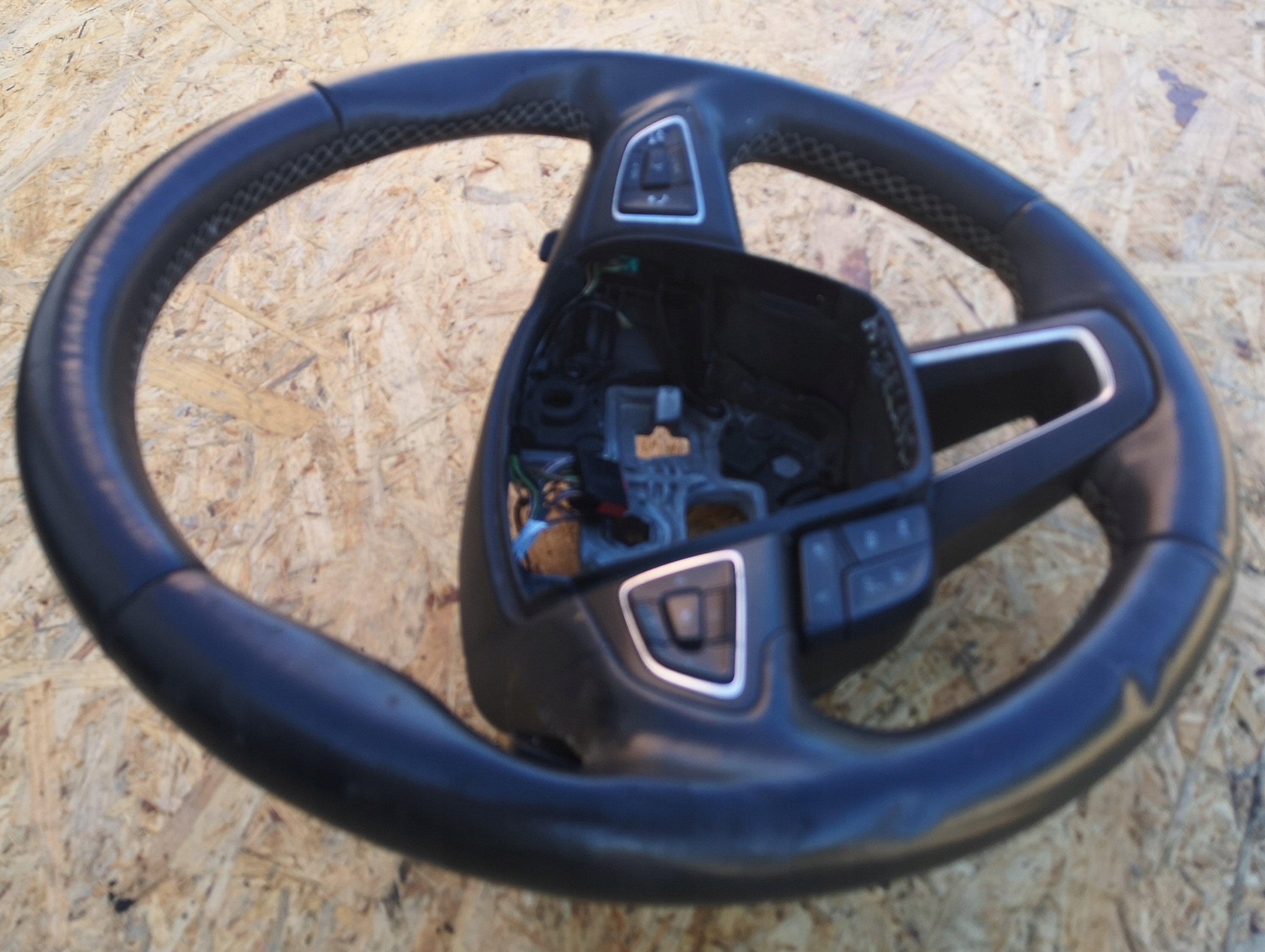 steering wheel, FORD KUGA MK2 VIGNIALE with shifting