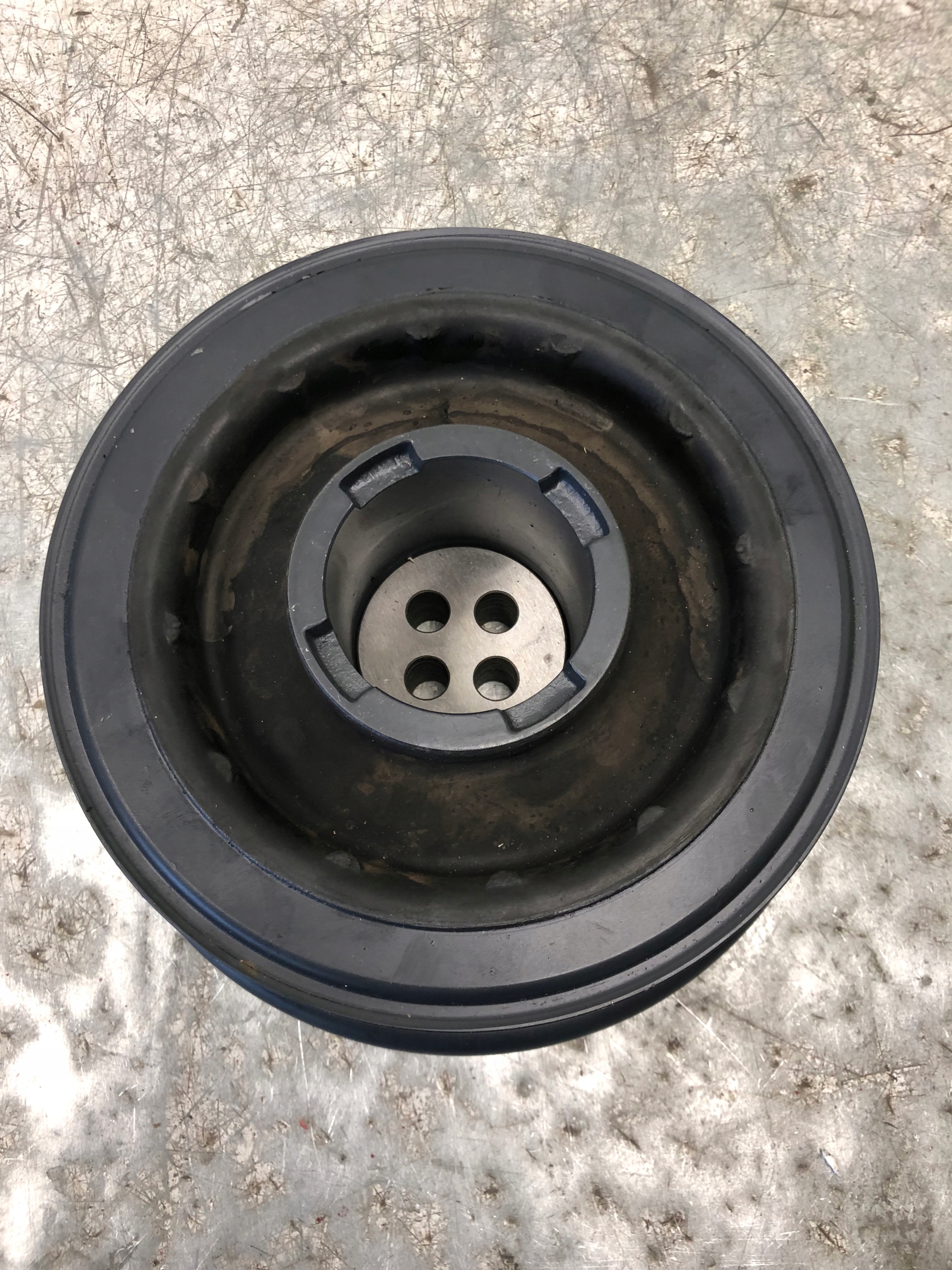 pulley BMW 273409533