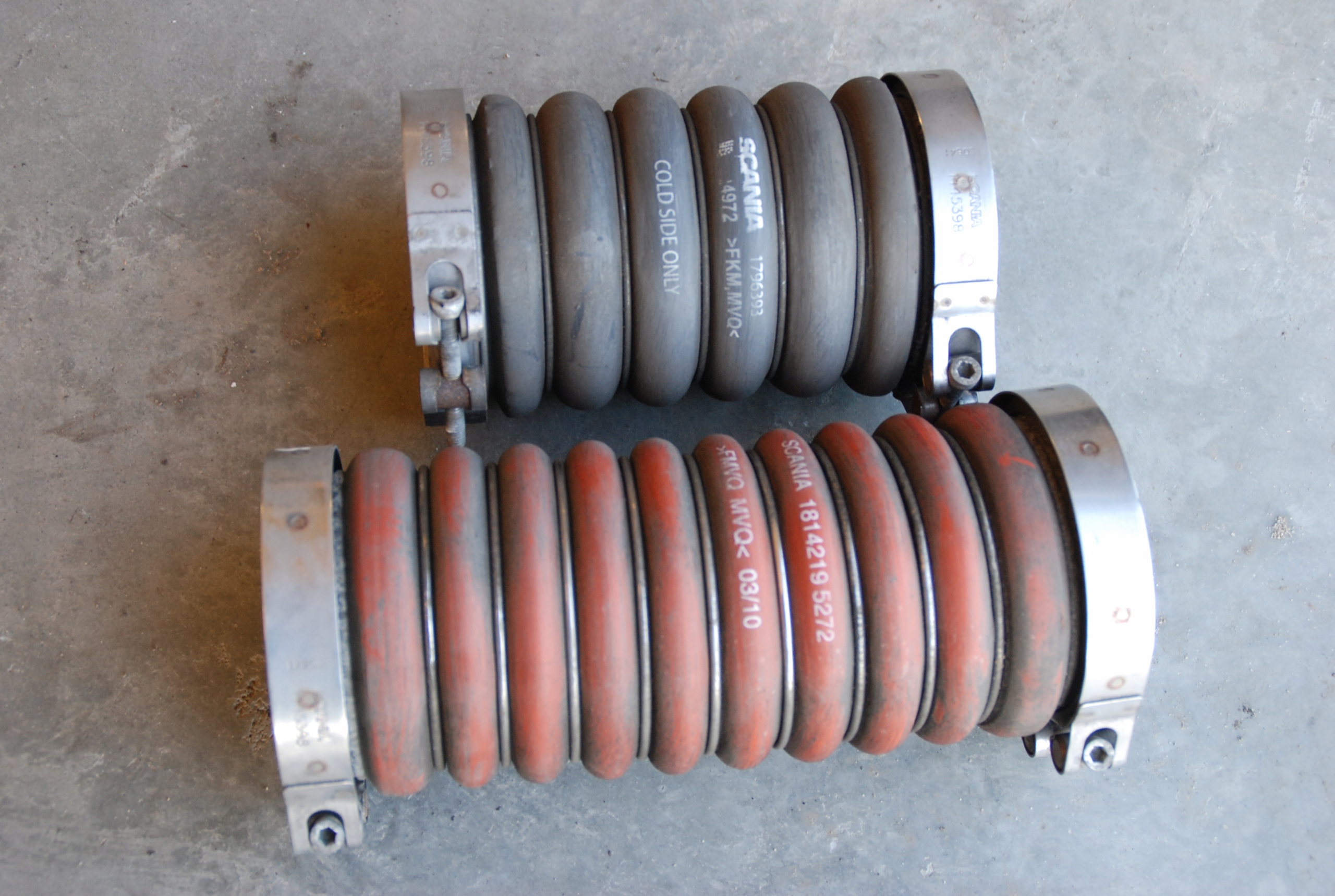 1796393 18142195272 - ШЛАНГ ИНТЕРКУЛЕРА SCANIA R P