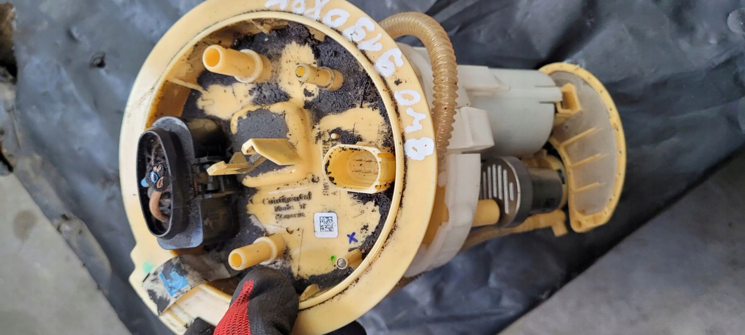A5 8W pumpa goriva 2.0 TDI 8W0919088K A4 B9 8W