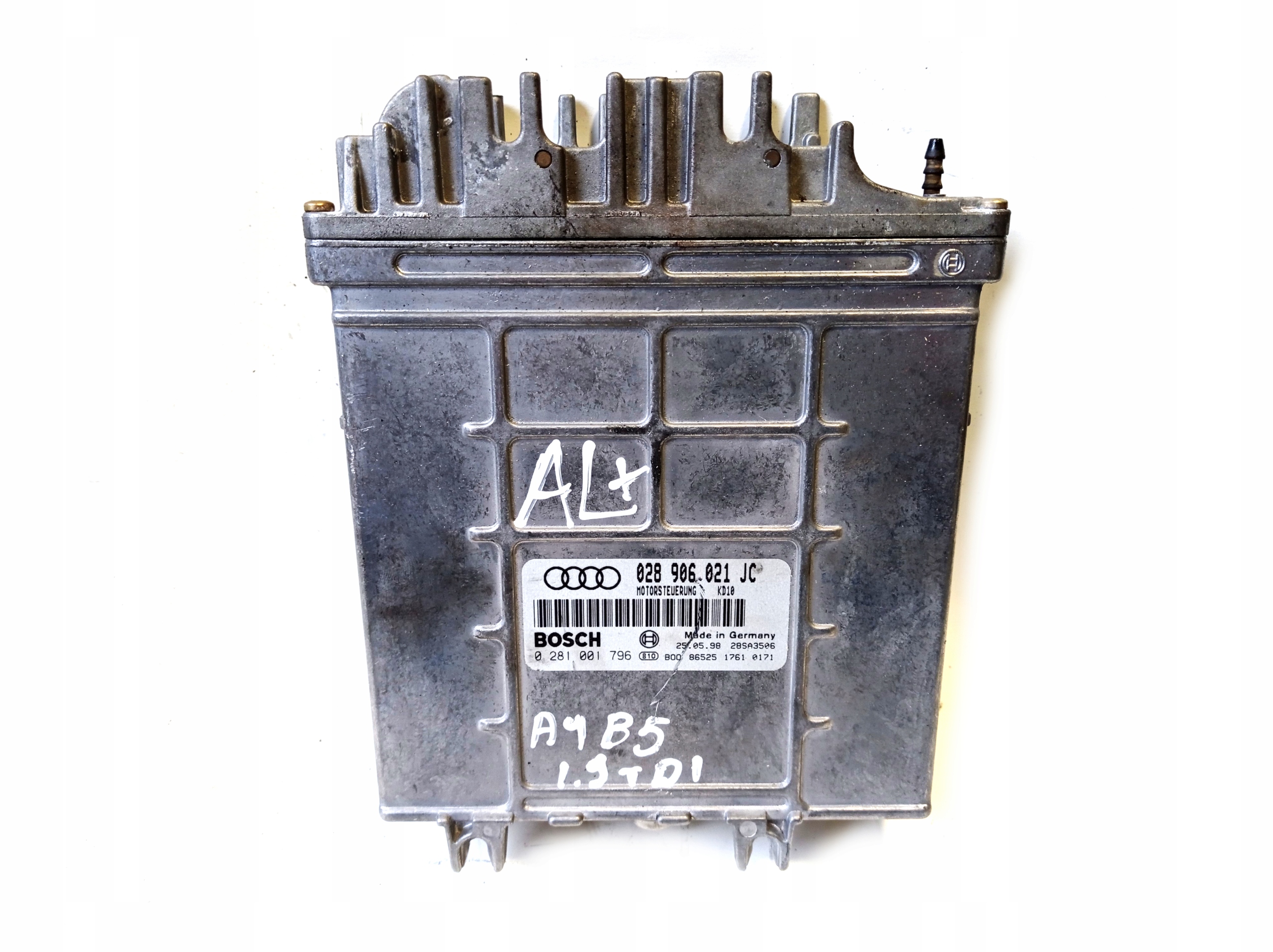 KOMPUTER AUDI A4 B5 1.9 TDI 028906021JC