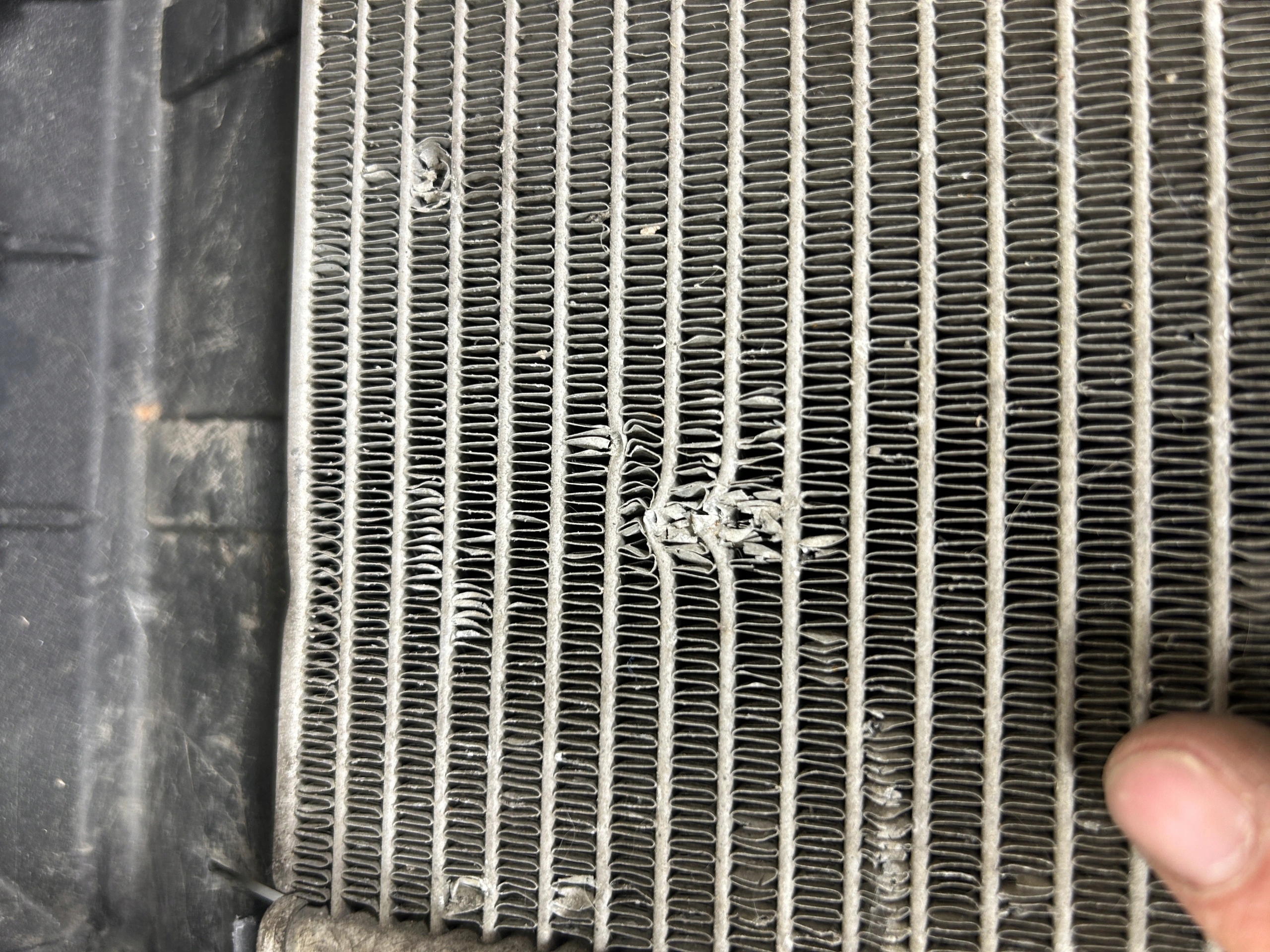 BMW 7 G11 G12 Radiatore / Raffreddatore + rama 8742470
