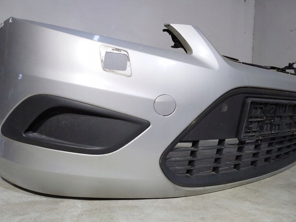 Ford Focus MK2 lift bumper front front 03