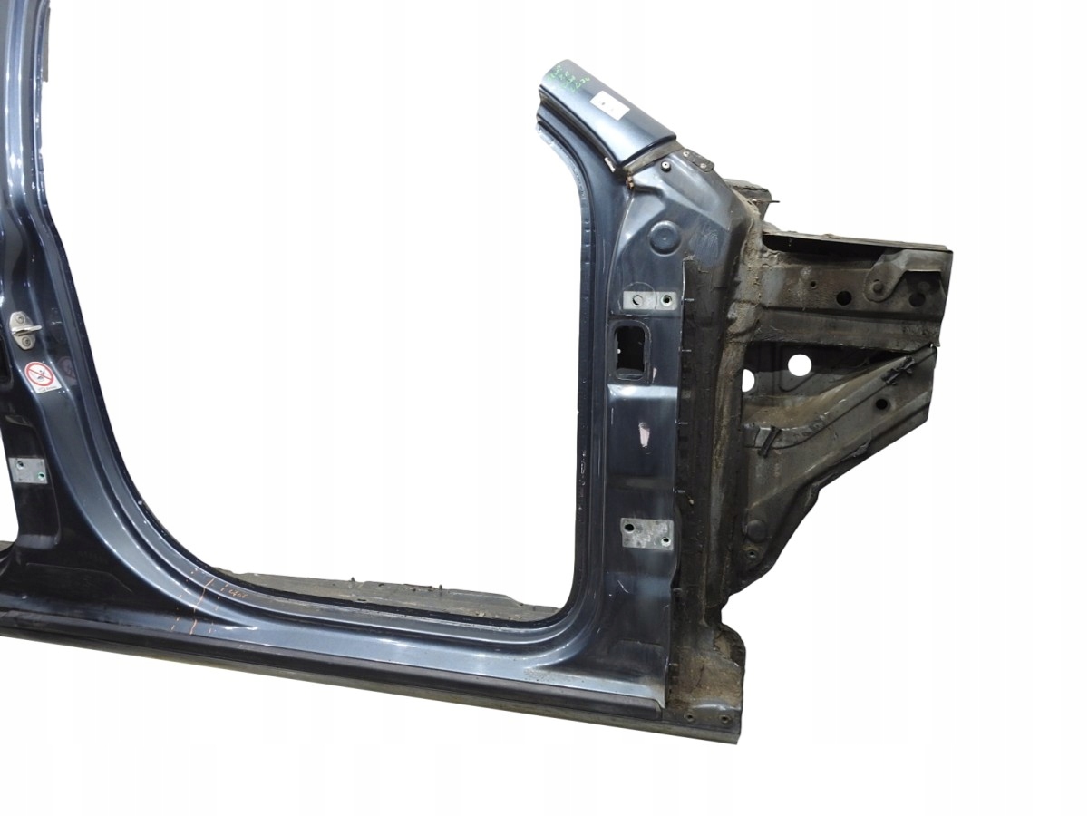 ПОРОГ СТОЙКА ПРАВЫЙ ПЕРЕД Ld7u VW TOUAREG И