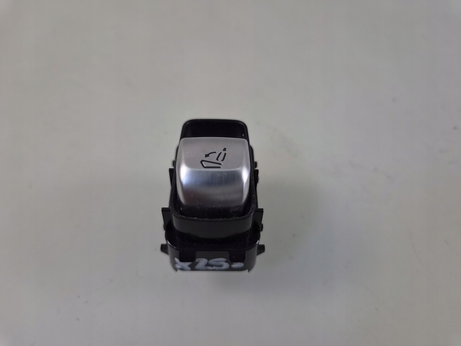 switch skladania control seat button MERCEDES GLC X253 W253 C253