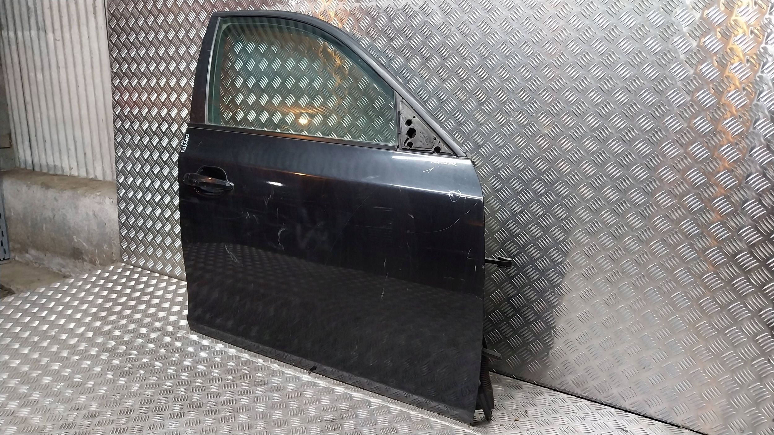 dveře předek pravé BMW 5 E60 E61 03