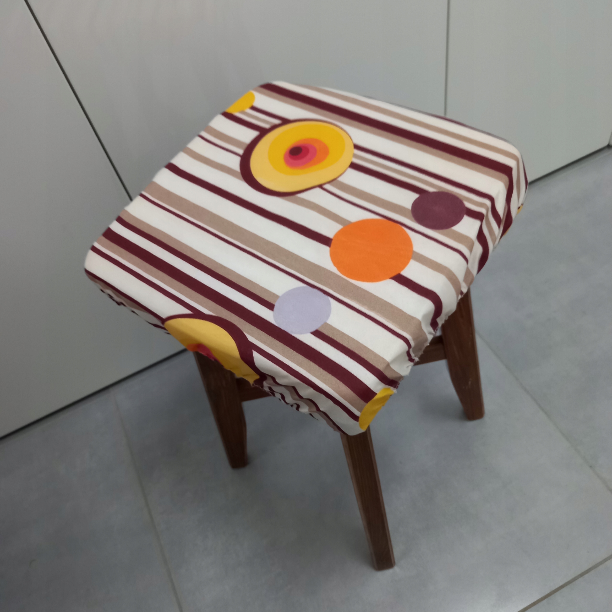 

2x Kwadratowa Poduszka taboret stołek 30cm wzór 48