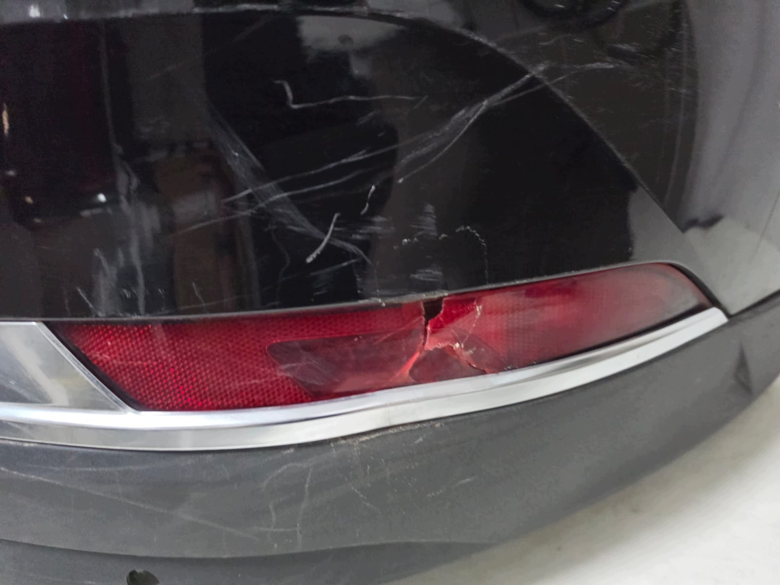 POLESTAR 2 II 20- bumper rear part rear PDC 31663699