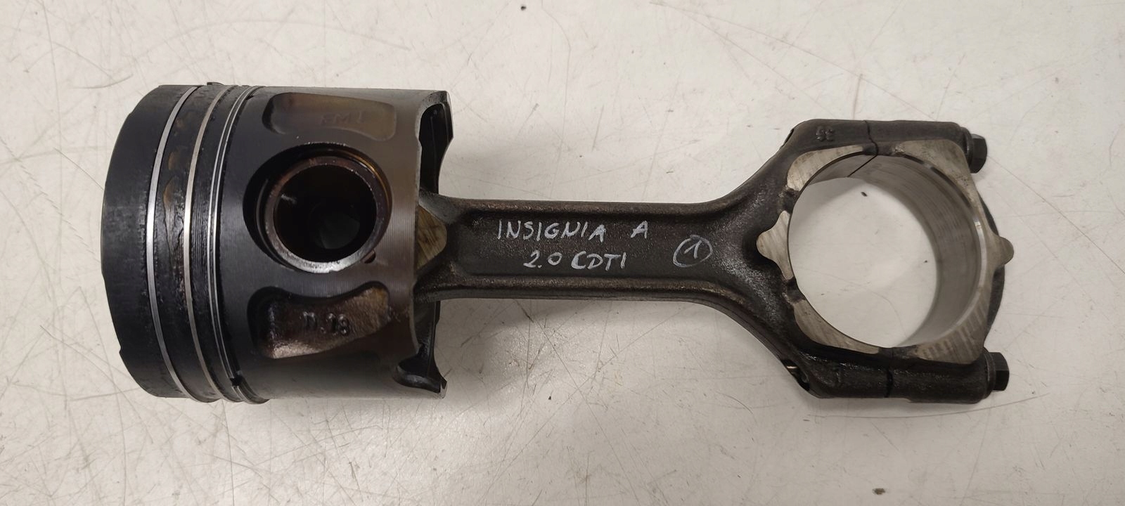piston connecting rod A20DTH Opel Insignia A 2,0 CDTI