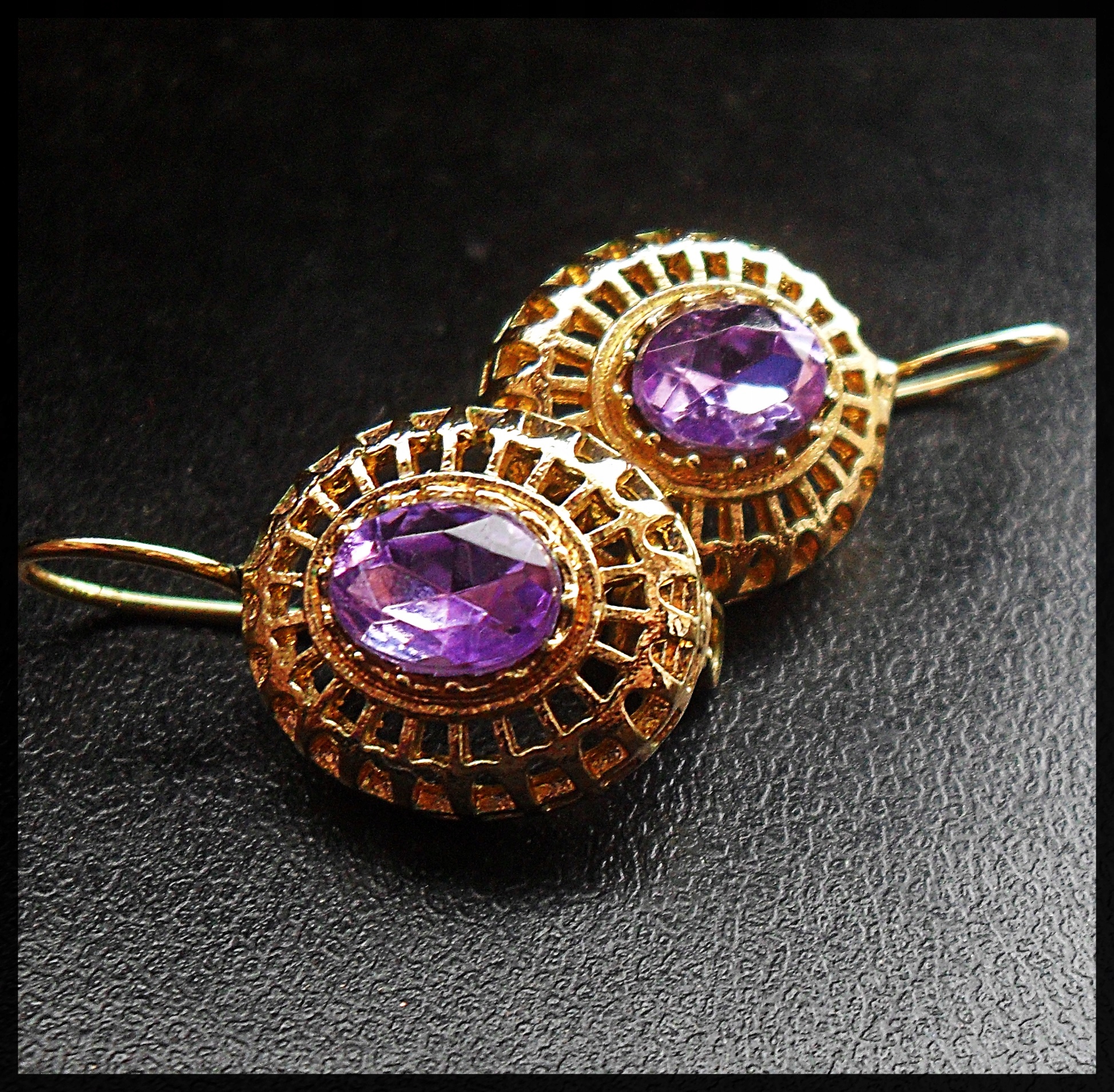 KORONKOWE ,KOLCZYKI Z LAWENDOWYM KAMIENIEM STYL STARA ROSJA