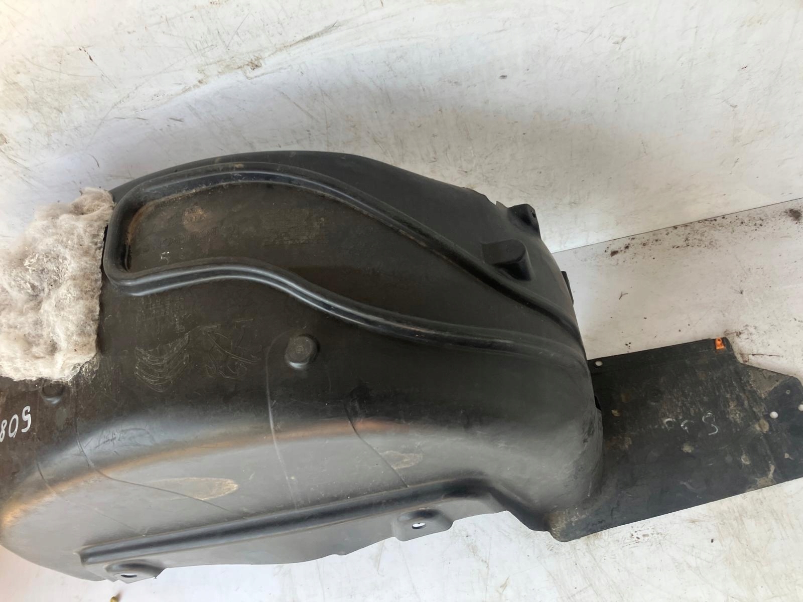 mudguard right rear part 508 II sedan 9813500780