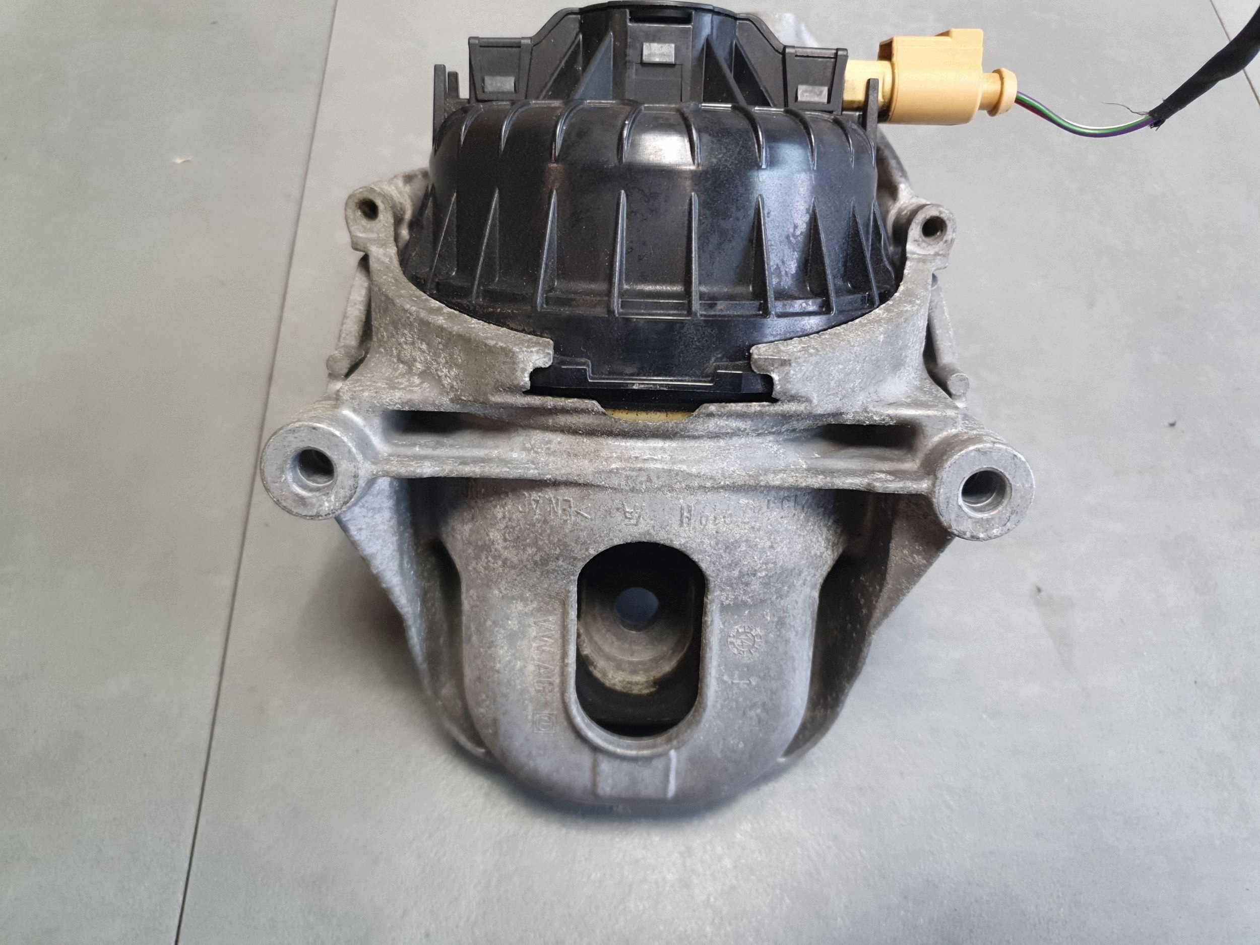 Audi Q7 4M holder engine mount 782215147918