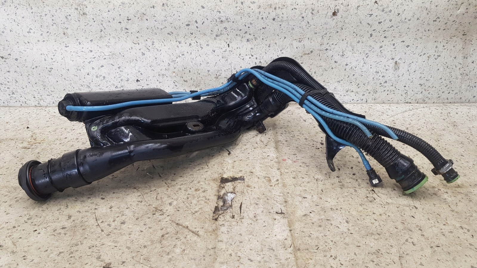 RURA WLEW PALIWA KOREK ALFA ROMEO 147 2.0 16V