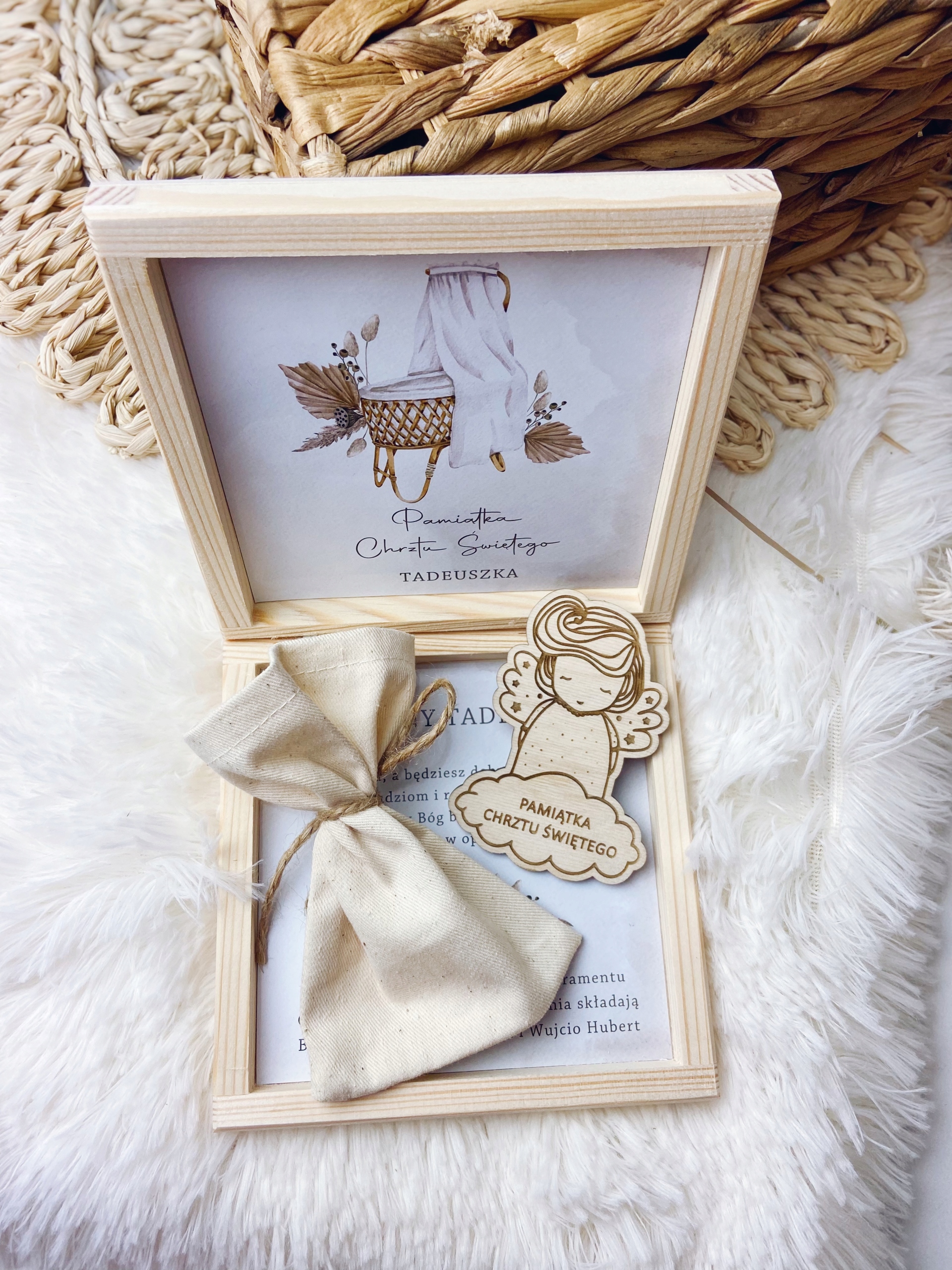 PAMIĄTKA CHRZTU CHRZEST PREZENT ANIOŁEK WZORY Marka inny