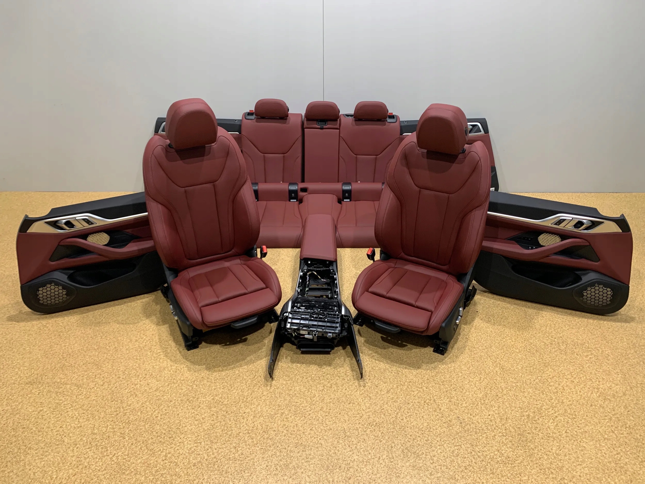 BMW i4 4 G26 кресла диван бочки Салон комплект 5 ЛС