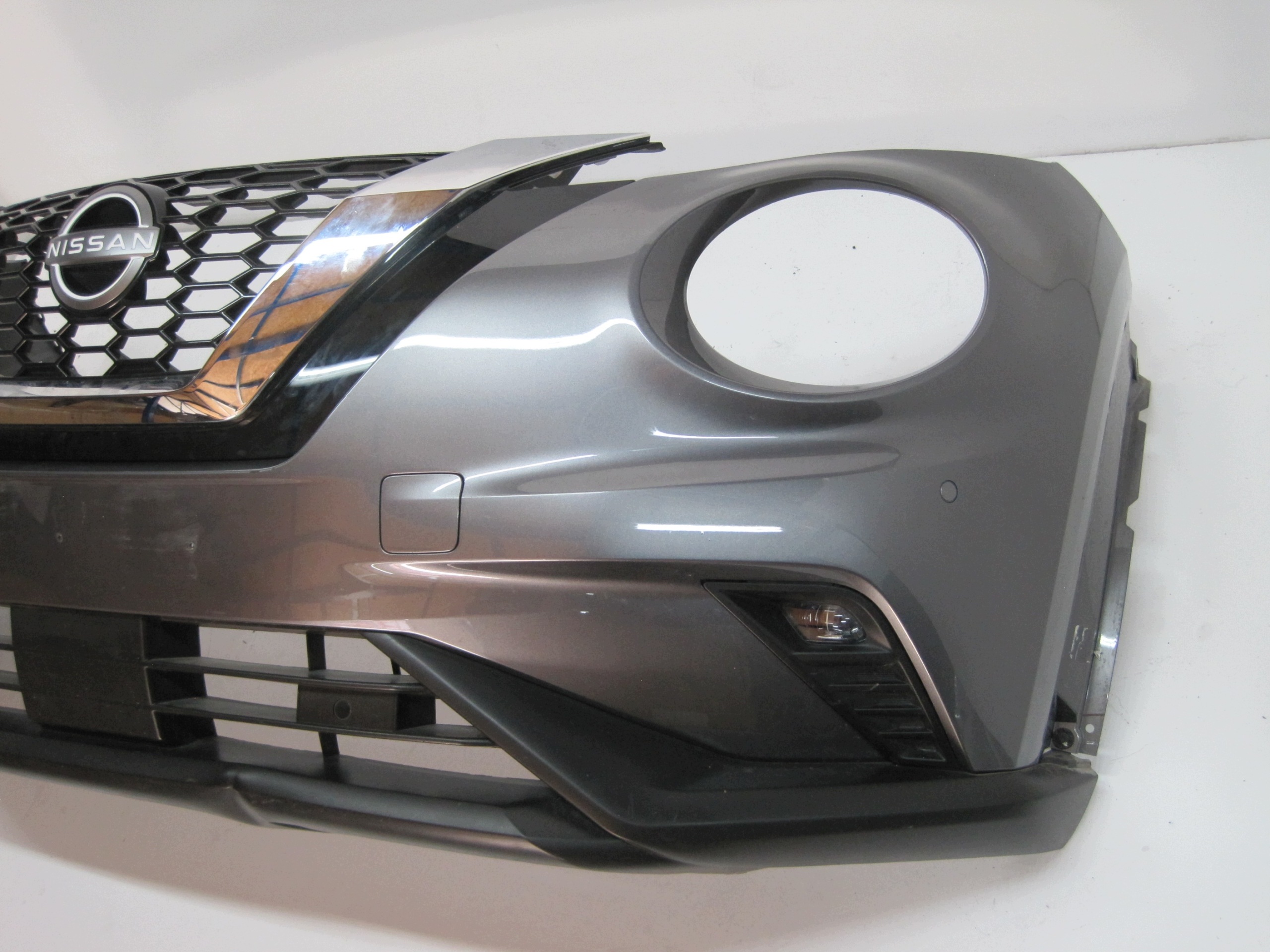 bumper NISSAN JUKE F16 4 PDC 23R front front