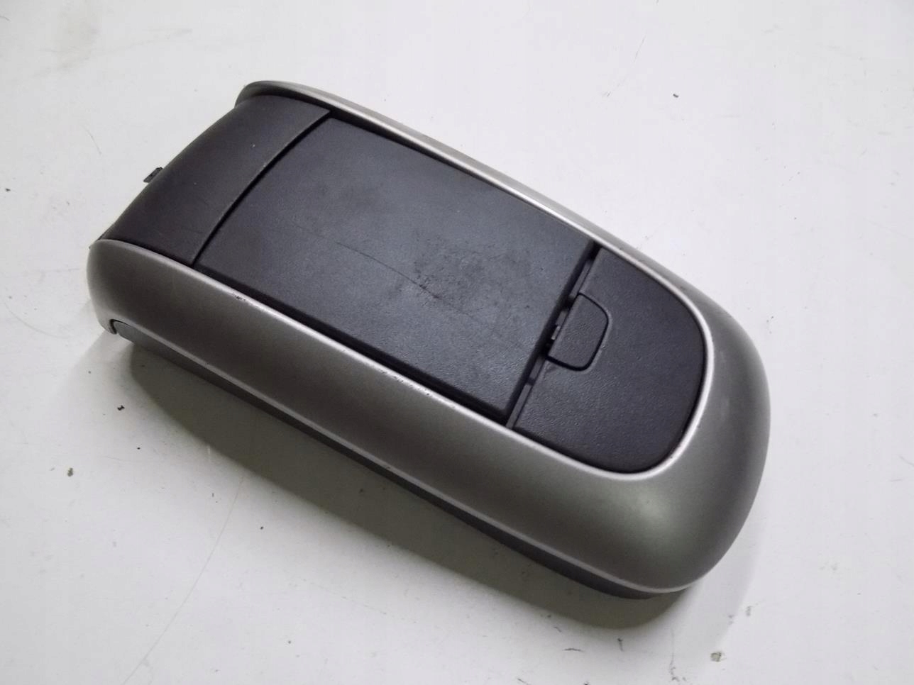 Toyota Auris І 06-09 Підлокітник