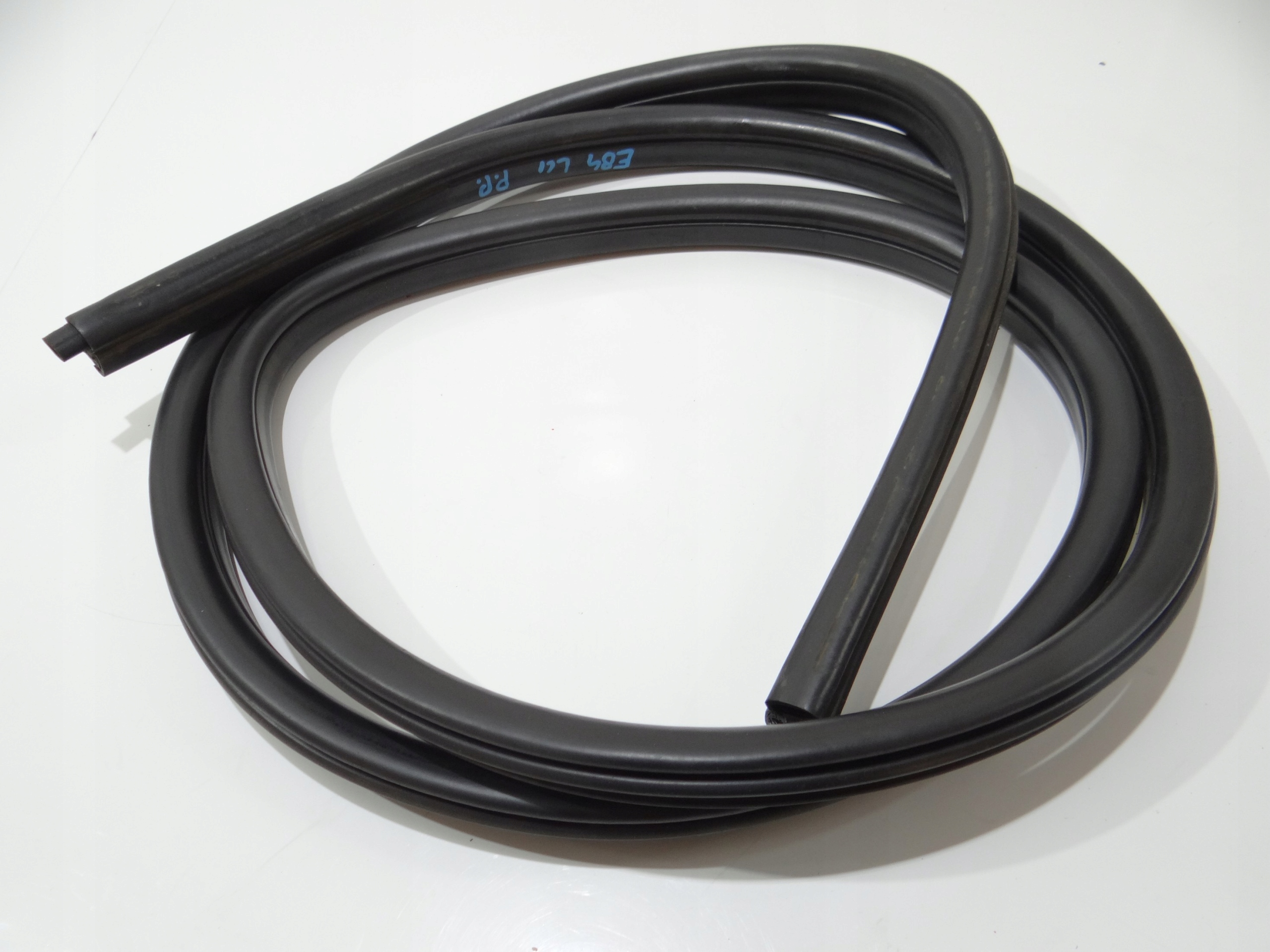 gasket door left front BMW X1 E84 LIFT