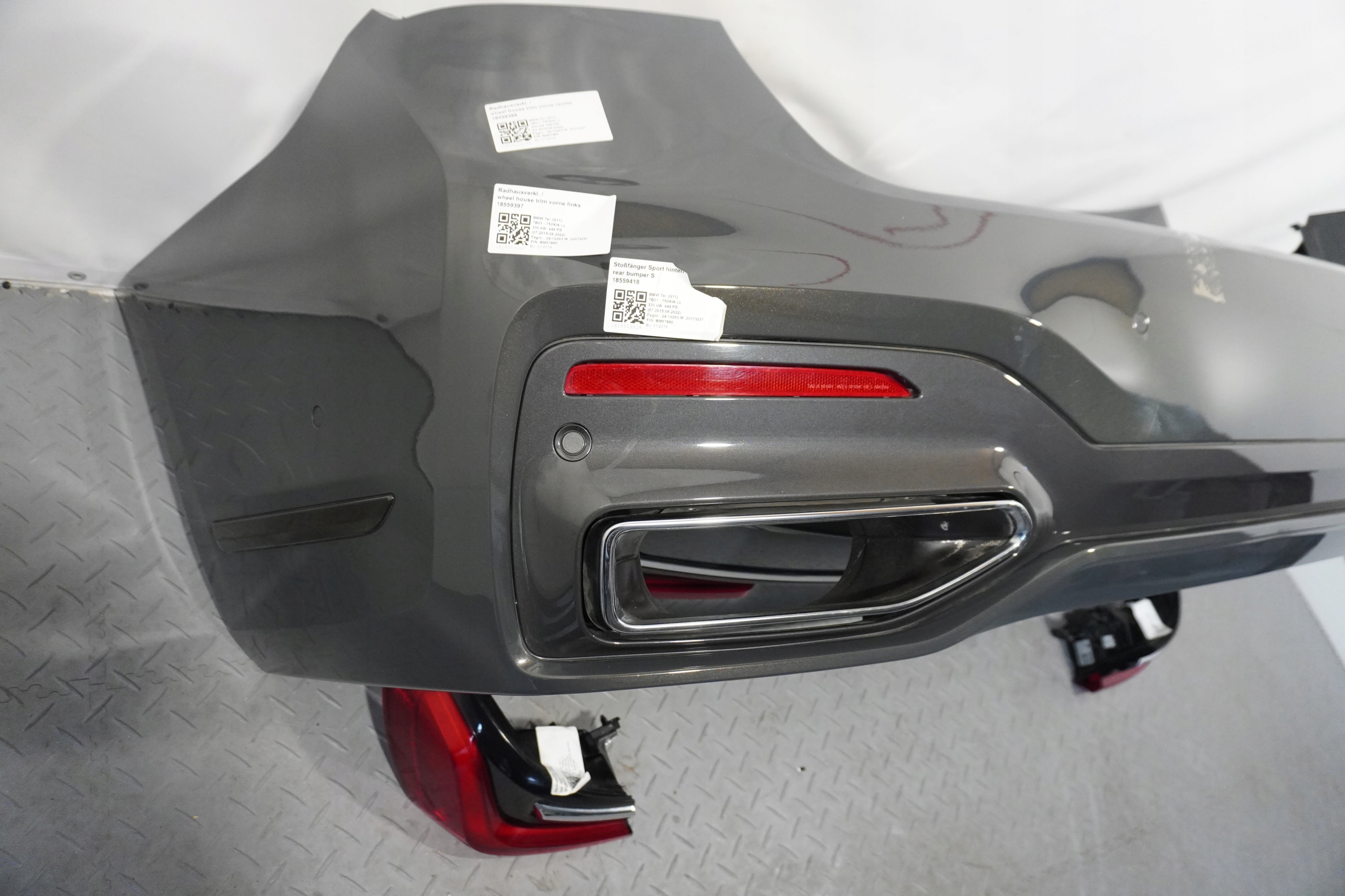 KLAPA ZDERZAK LAMPY BMW G11 G12 LCI EUROPA Typ samochodu Samochody osobowe