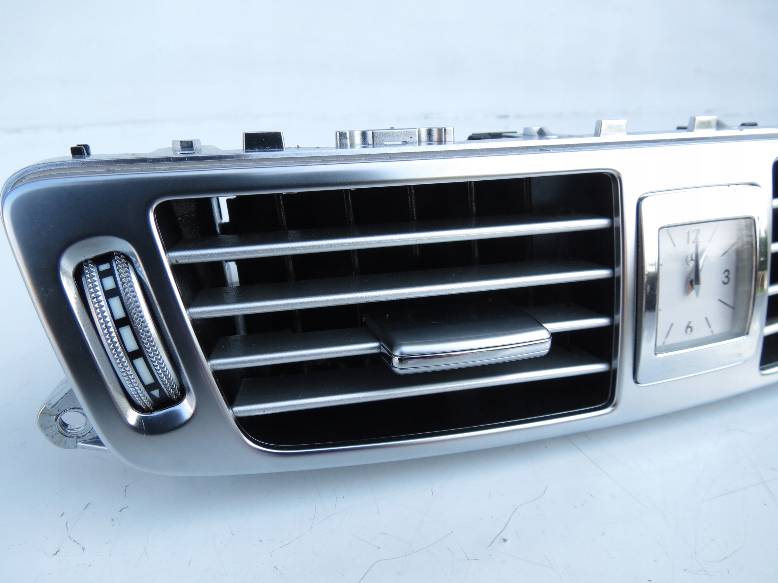 grid air conditioning devices central A2188300754 MERCEDES CLS W218