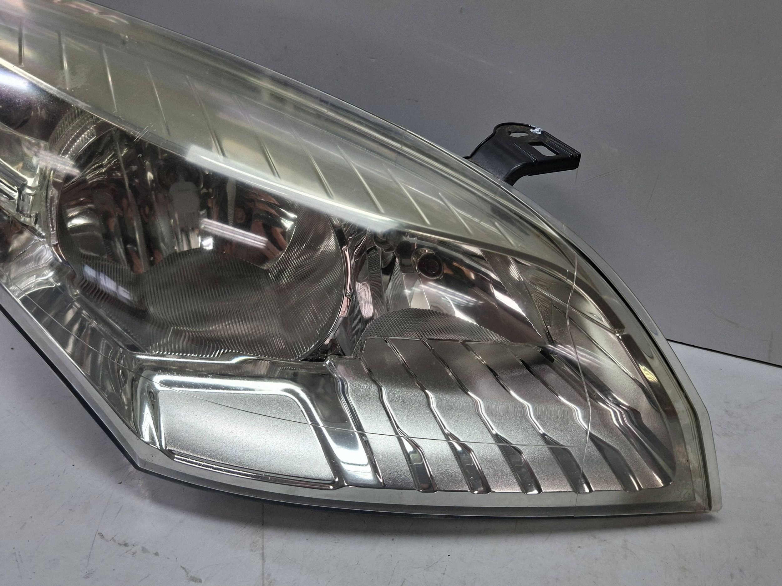 light front right 260108719R RENAULT MEGANE III 2009