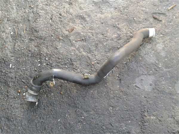 ТРУБА ІНТЕРКУЛЕРА KIA SPORTAGE II 2.0 CDRI 140 КМ