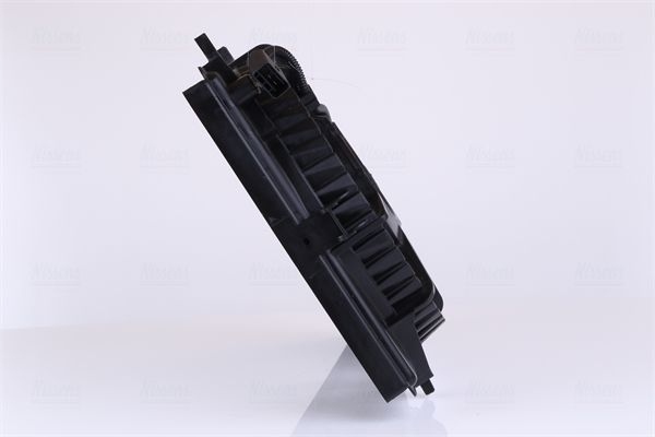 WENTYLATOR CHŁODNICY 240W Z RAMĄ 85894 NISSENS Typ samochodu Samochody osobowe