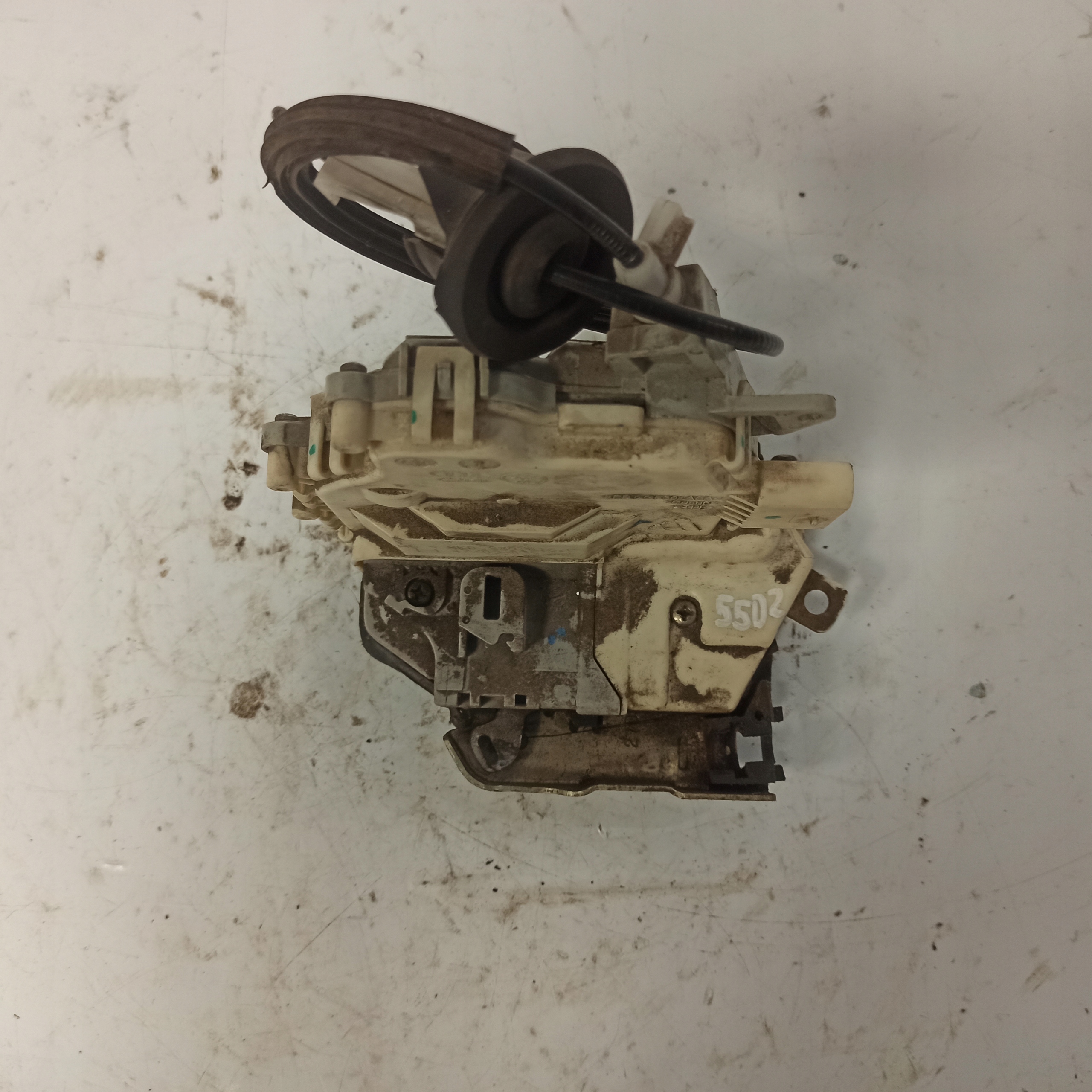 Audi A4 B8 замок 6 8K0839016C