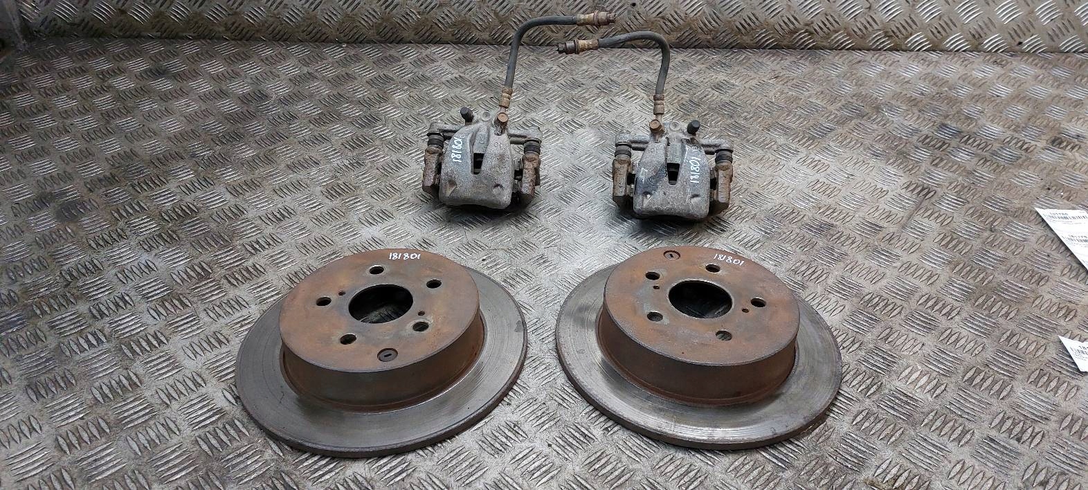 discs brake rear part + calipers TOYOTA COROLLA VERSO II 2.0 D4D