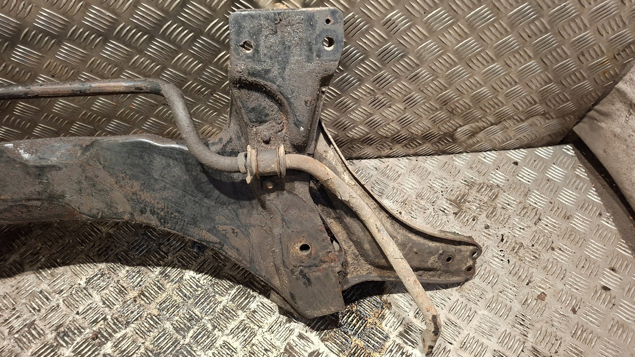 axle beam front LAND ROVER FREELANDER 1.8