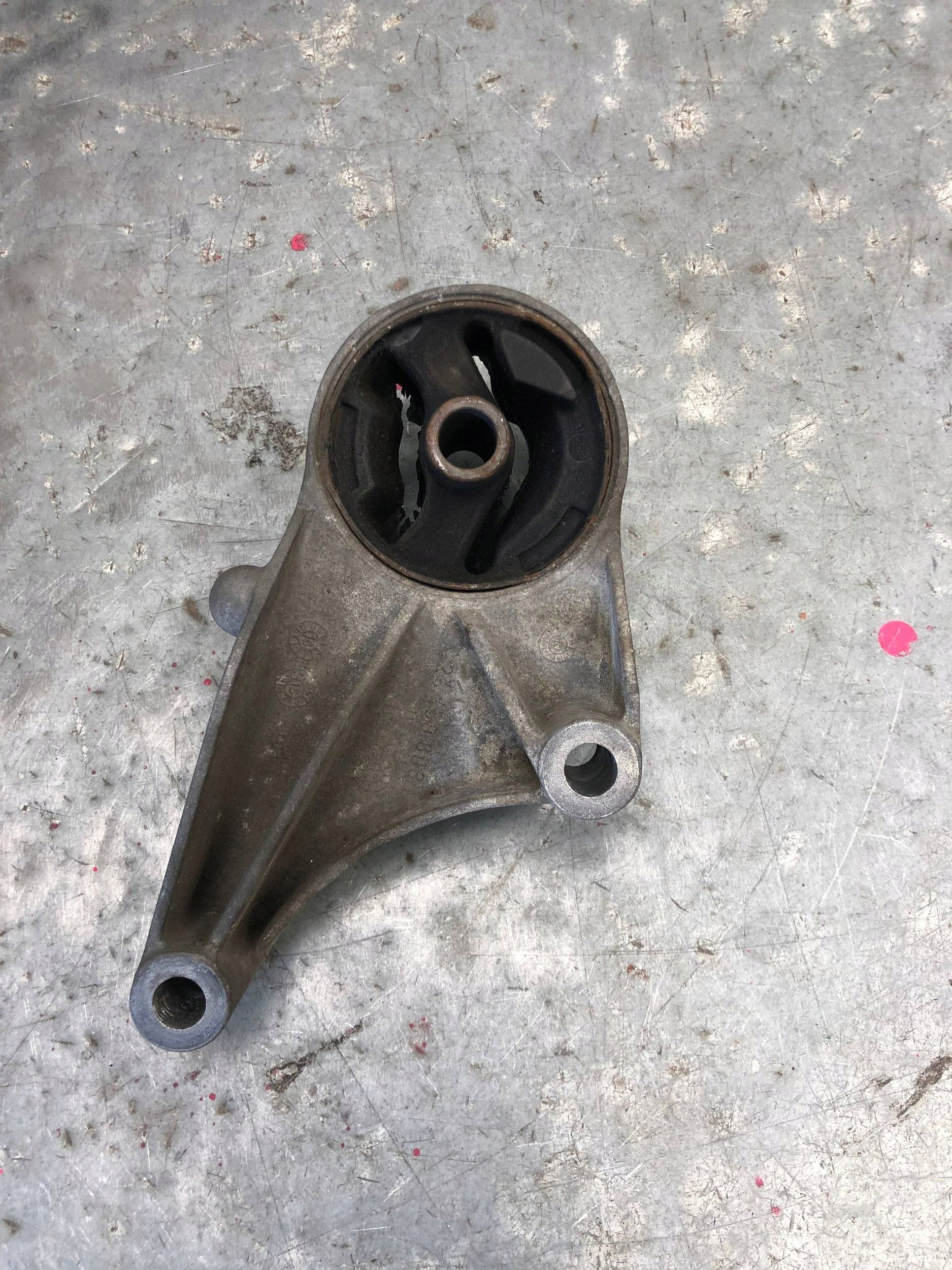 holder engine mount OPEL MERIVA B 24459803