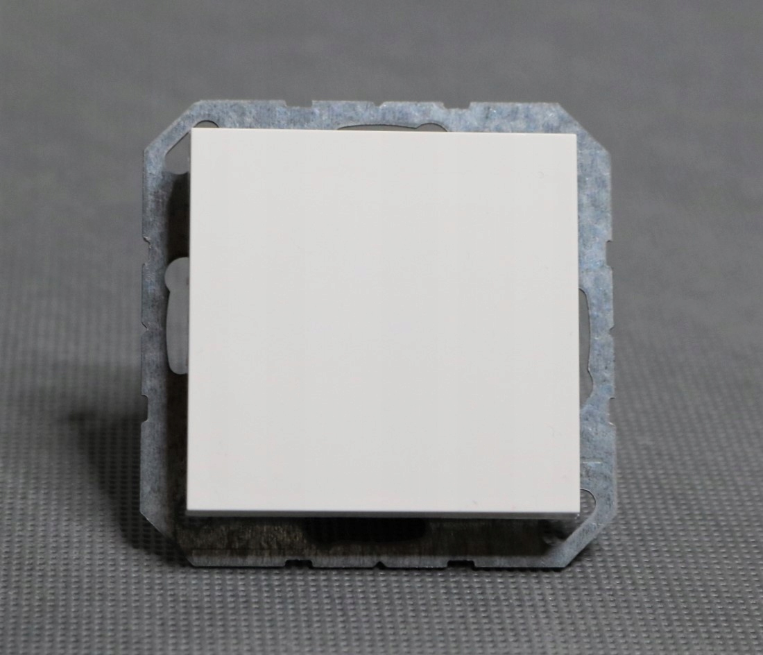 Włącznik pojedynczy biały VILMA QUADRUM Marka inna